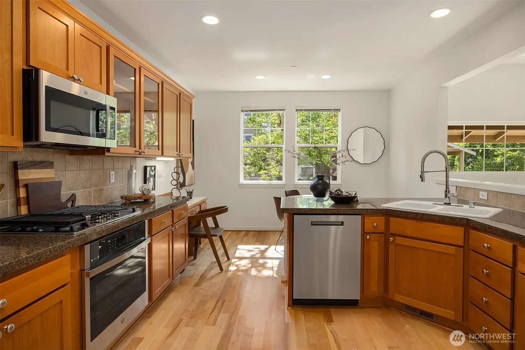 1906 Juneberry Court NE ##1906, Issaquah, WA 98029