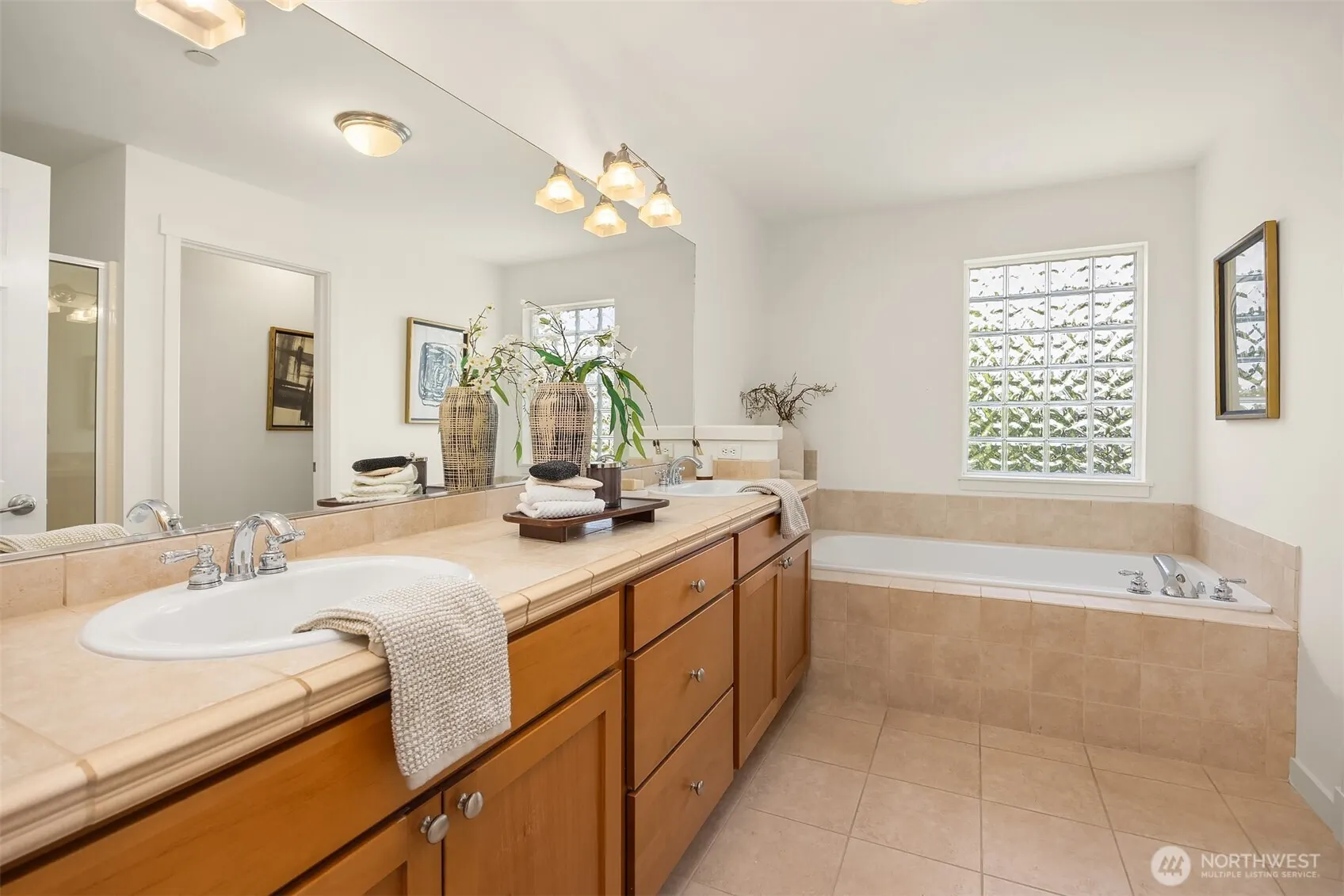 1906 Juneberry Court NE ##1906, Issaquah, WA 98029