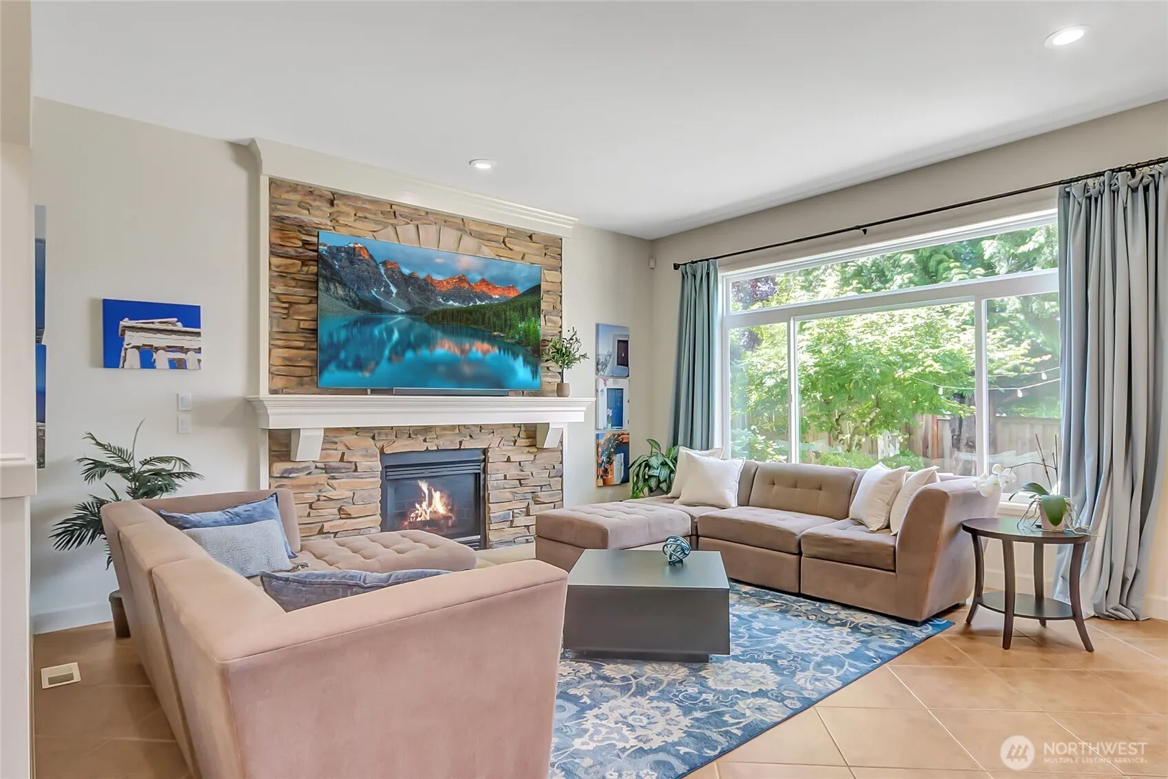 323 240th Place SE, Sammamish, WA 98074