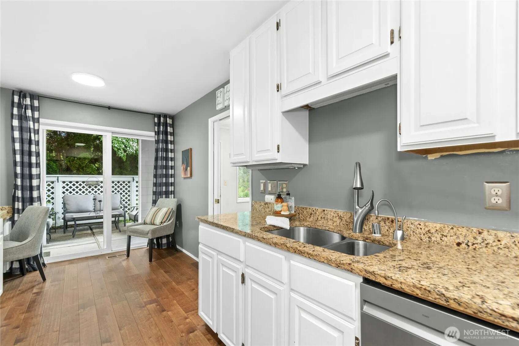 4124 Providence Point Drive SE #1014, Issaquah, WA 98029