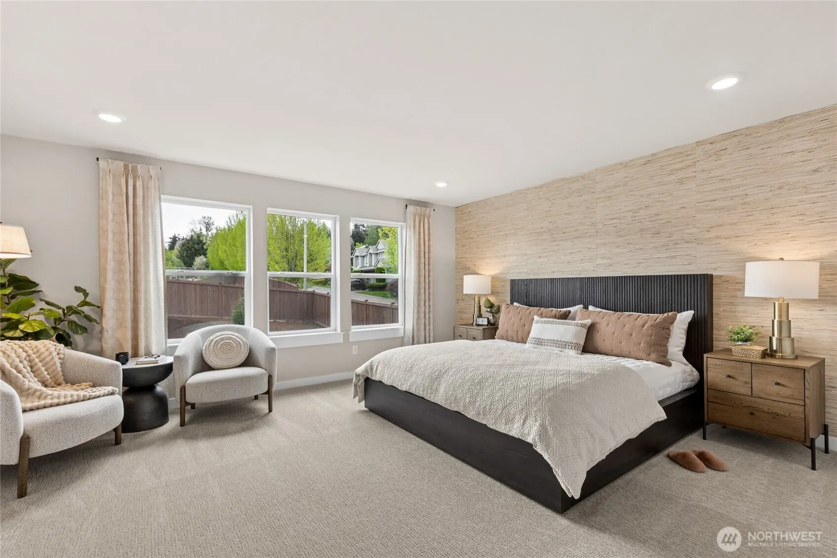 23699 SE 49th Street #22, Issaquah, WA 98029