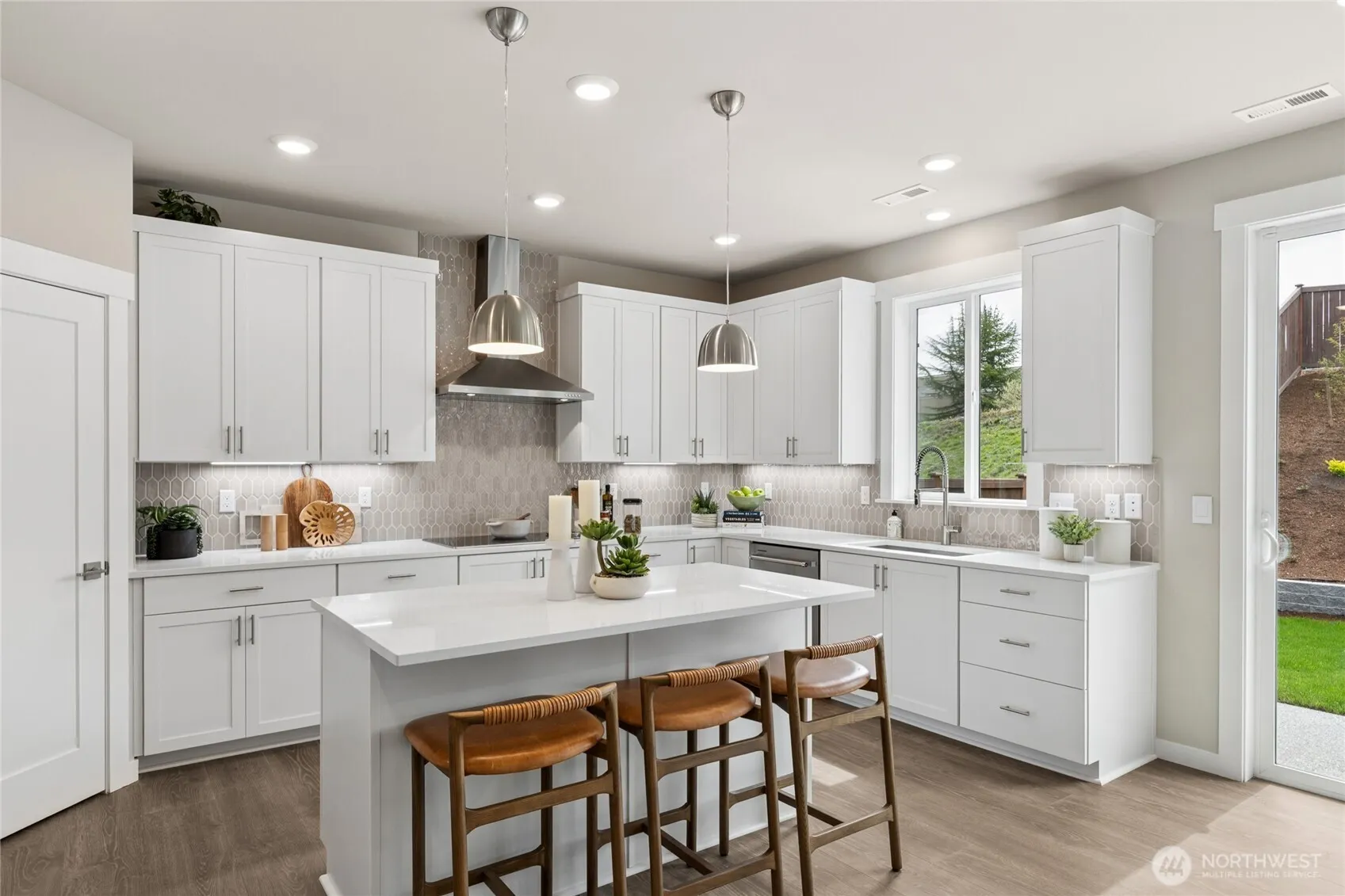 23699 SE 49th Street #22, Issaquah, WA 98029