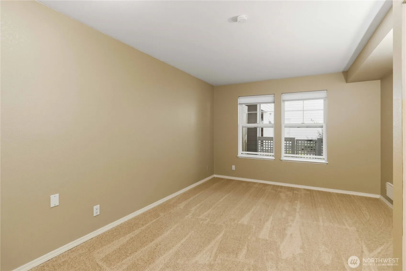 3941 226th Place SE #103, Issaquah, WA 98029