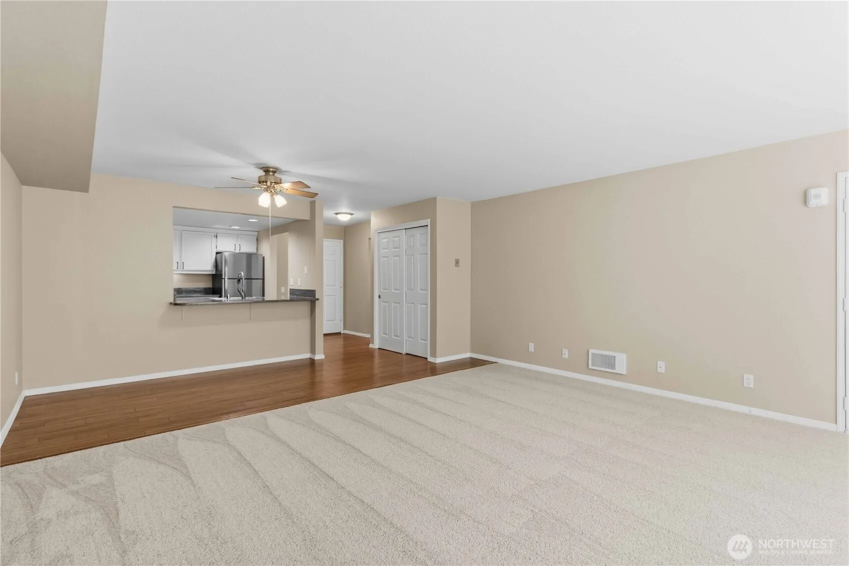 3941 226th Place SE #103, Issaquah, WA 98029