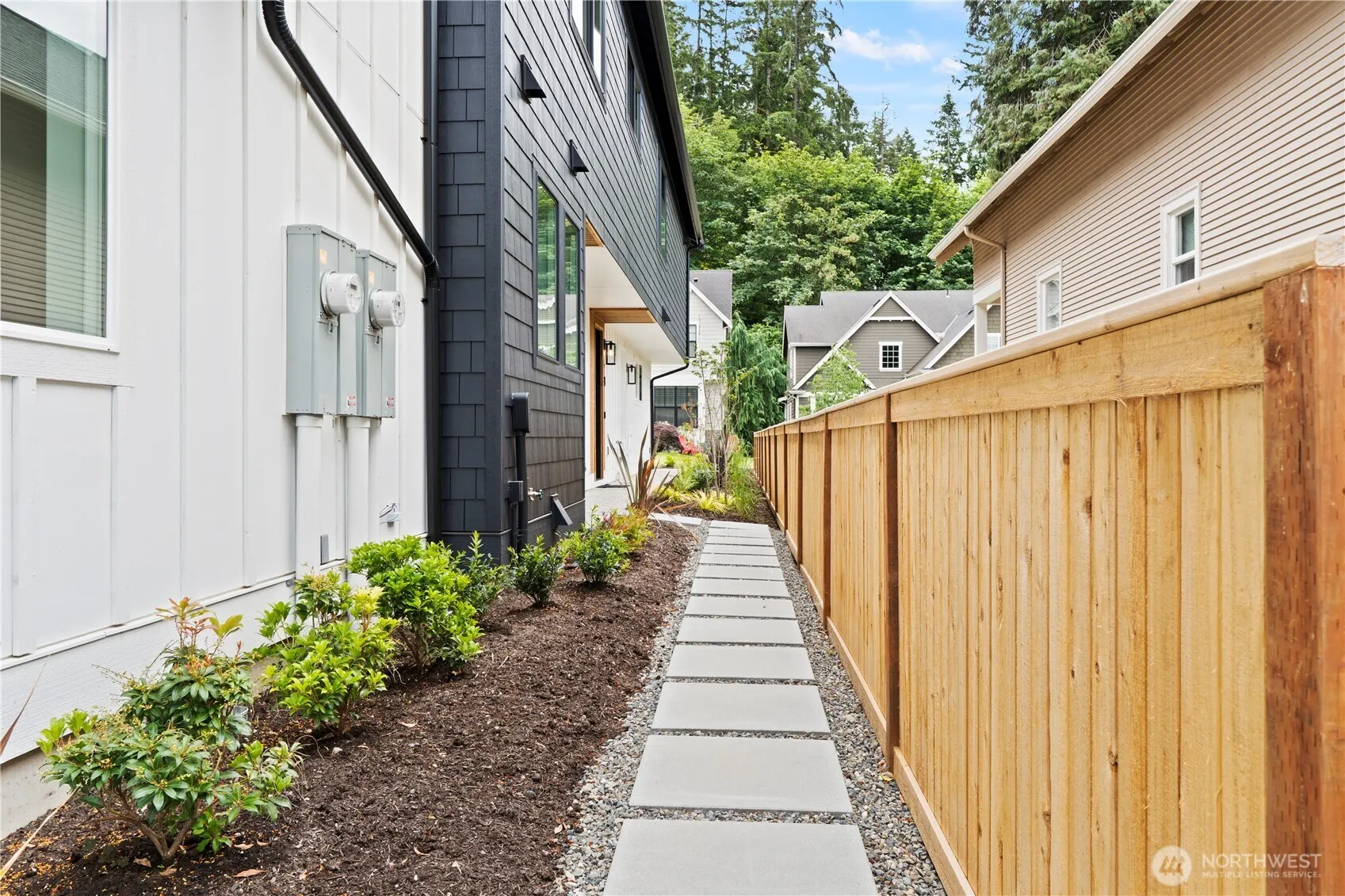 529 SE Bush Street #B, Issaquah, WA 98027