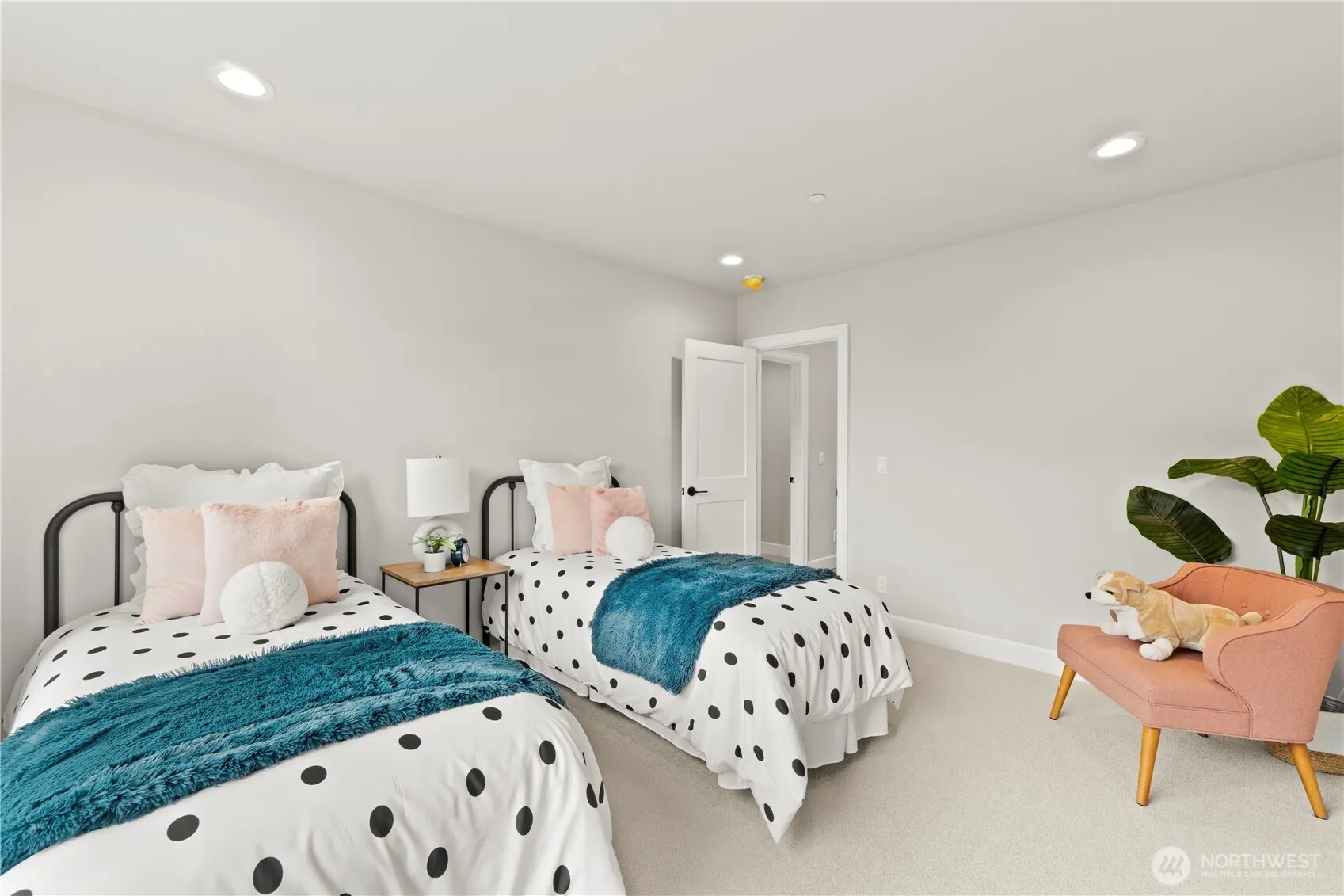 529 SE Bush Street #B, Issaquah, WA 98027