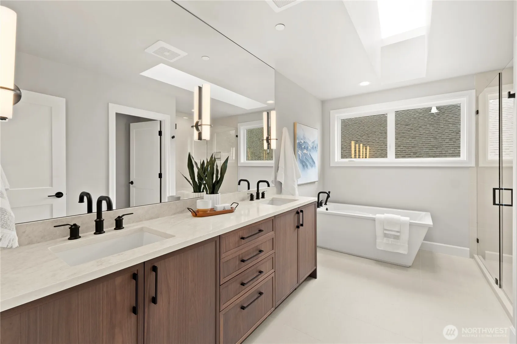 529 SE Bush Street #B, Issaquah, WA 98027