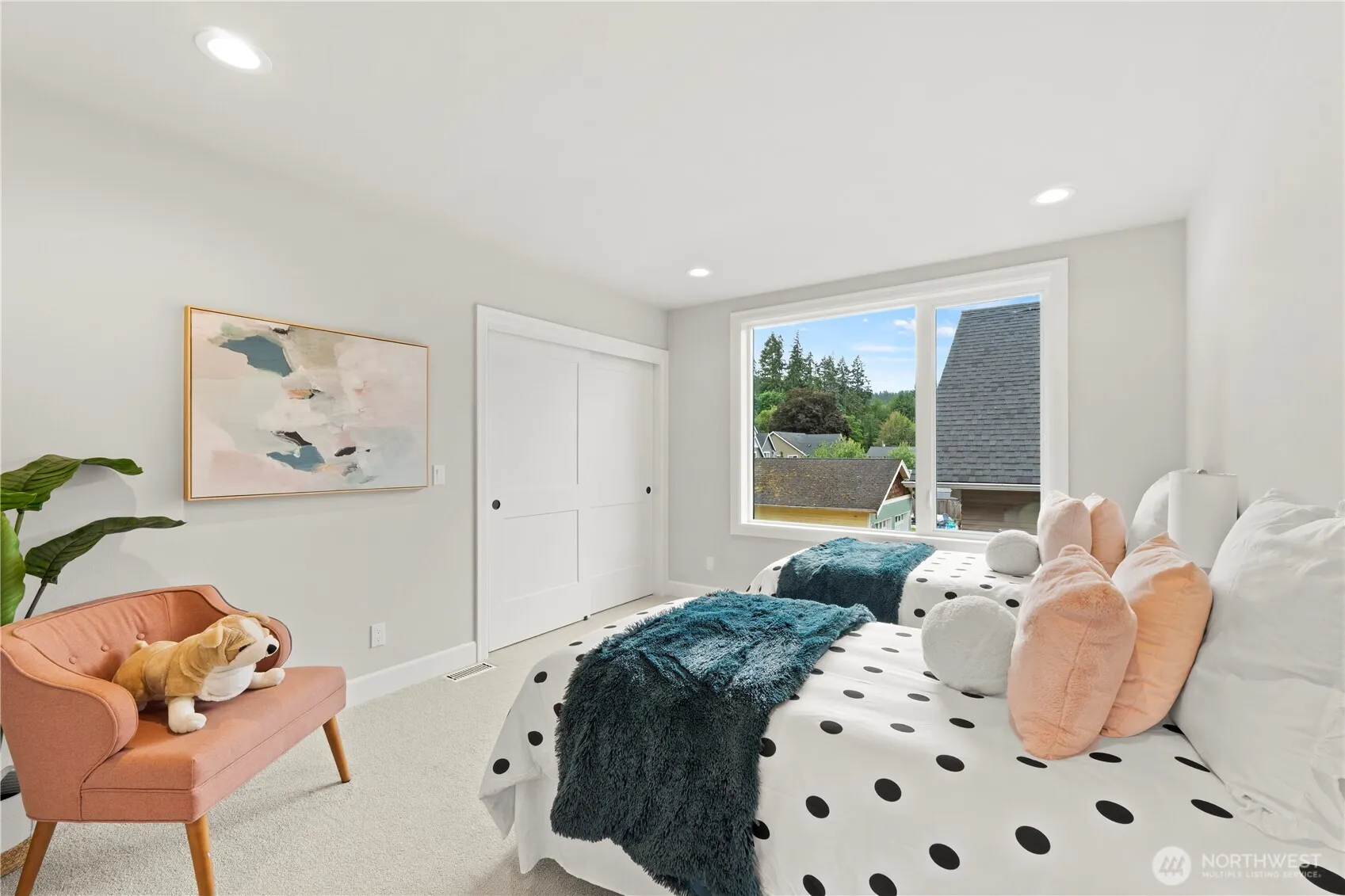 529 SE Bush Street #B, Issaquah, WA 98027