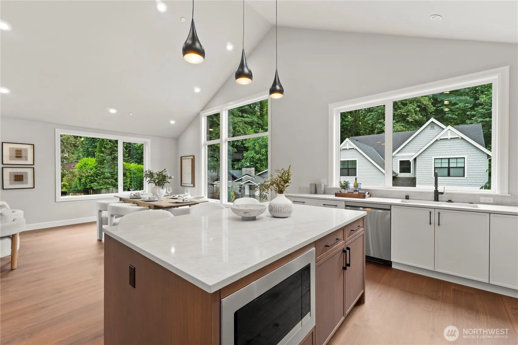 529 SE Bush Street #B, Issaquah, WA 98027