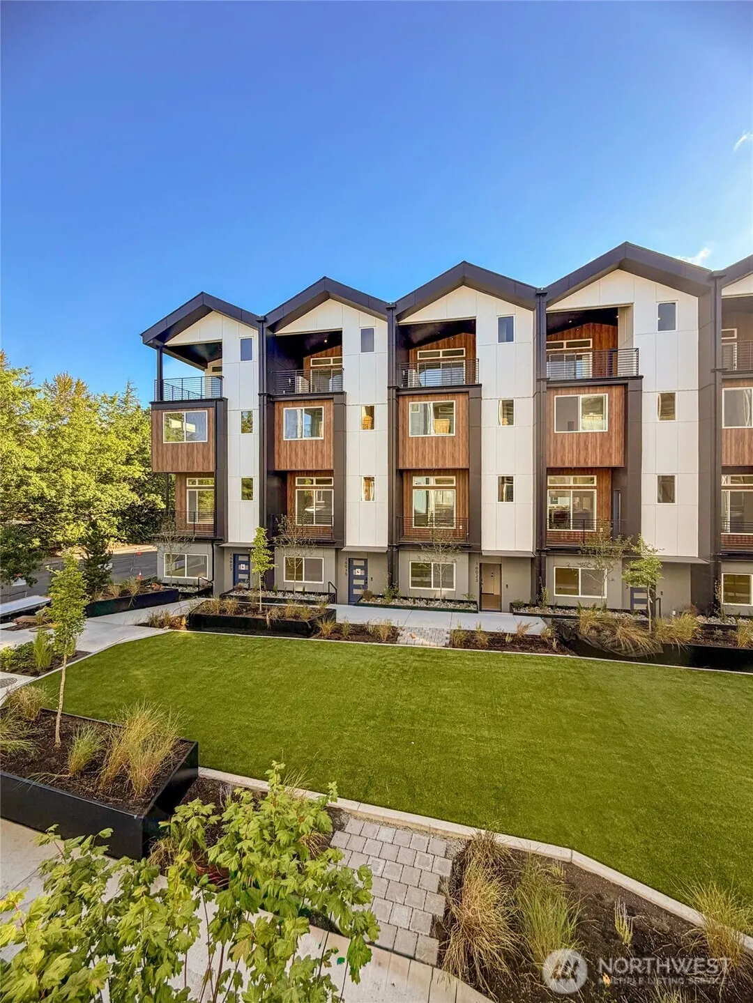 16015 SE 31st Lane , Bellevue, WA 98008