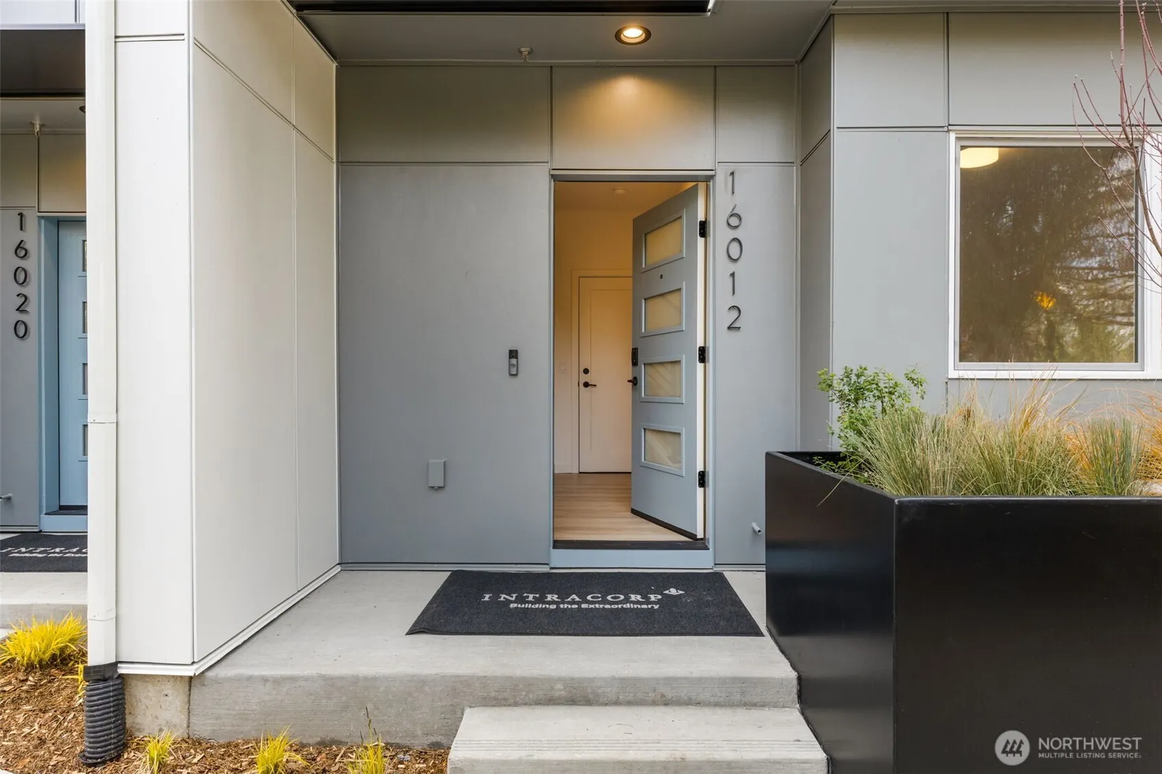 16015 SE 31st Lane , Bellevue, WA 98008