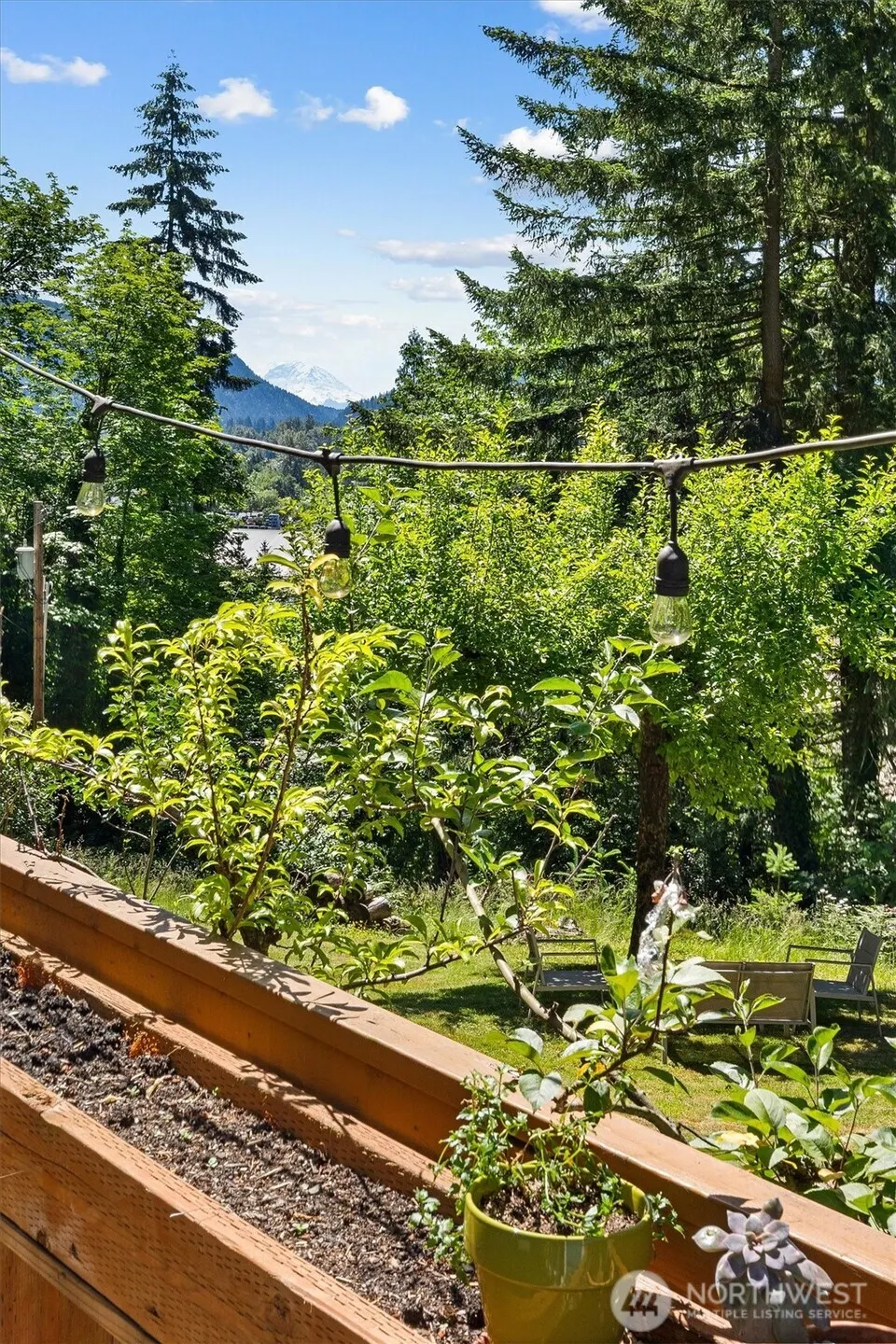 22122 SE 51st Place , Issaquah, WA 98029
