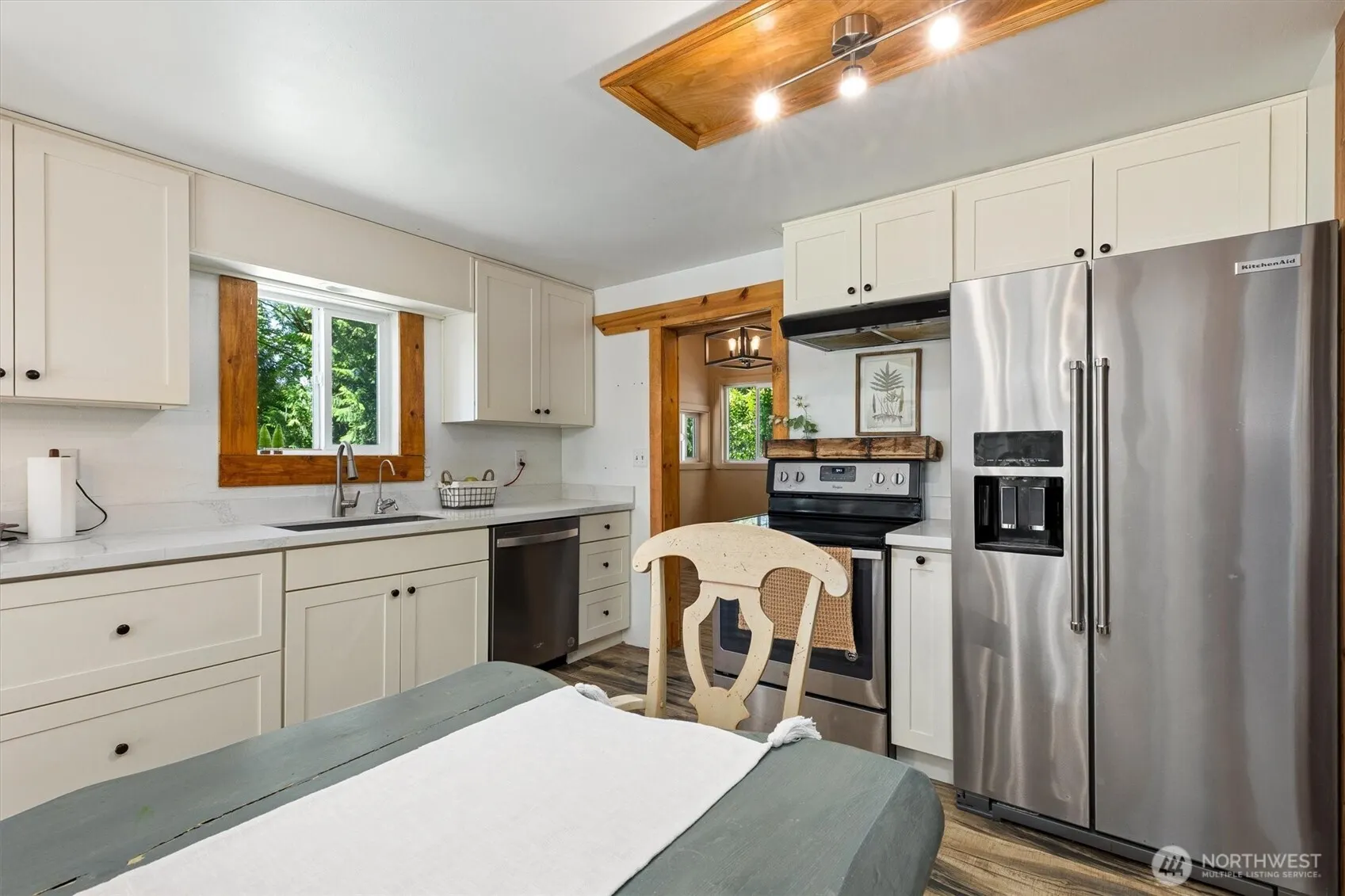 22122 SE 51st Place , Issaquah, WA 98029
