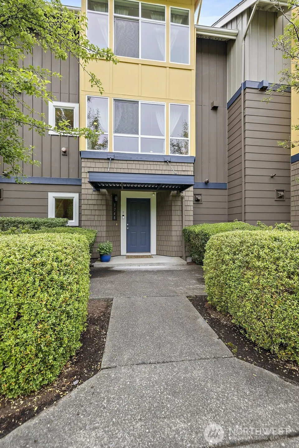 1748 24th Avenue NE, Issaquah, WA 98029