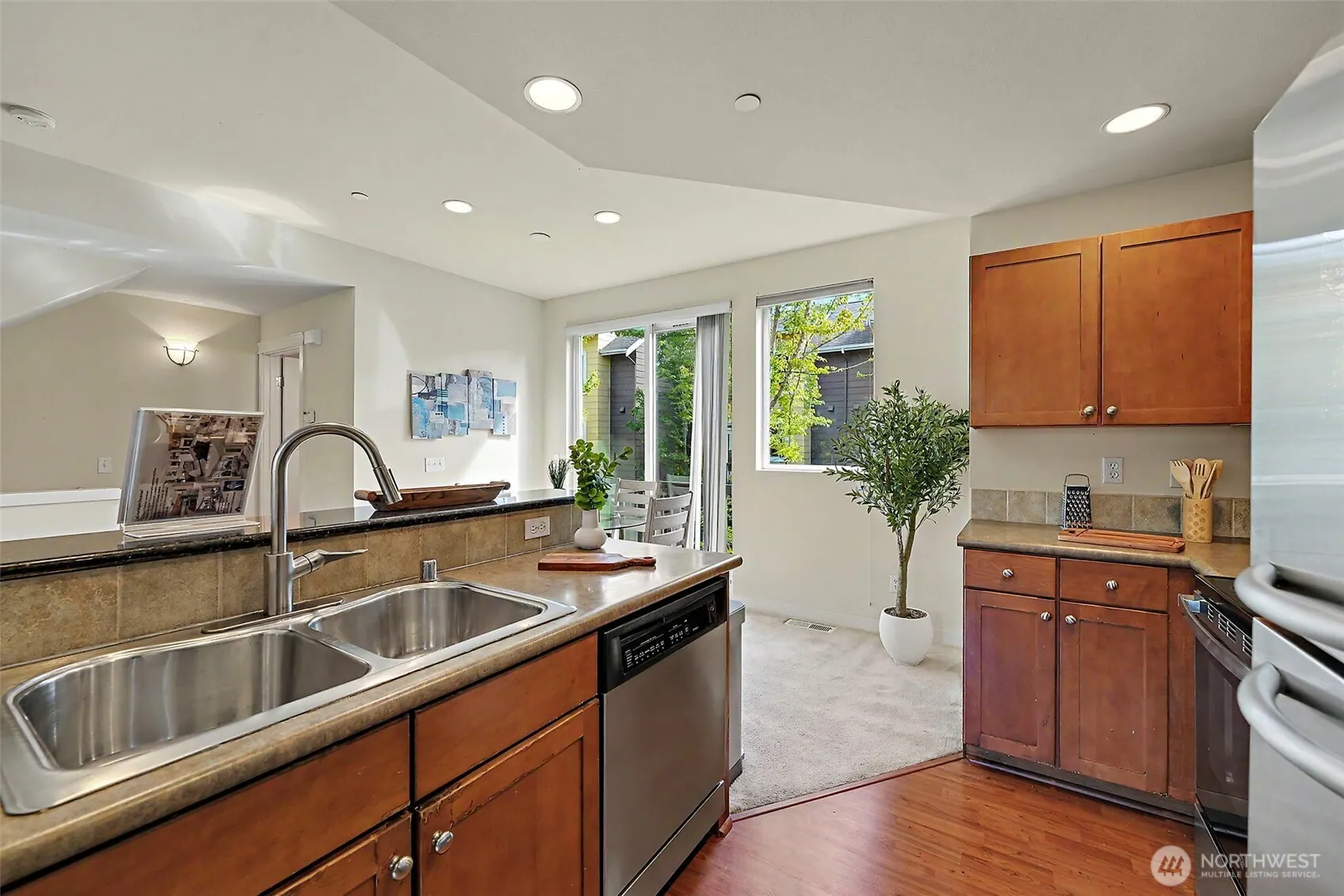 1748 24th Avenue NE, Issaquah, WA 98029