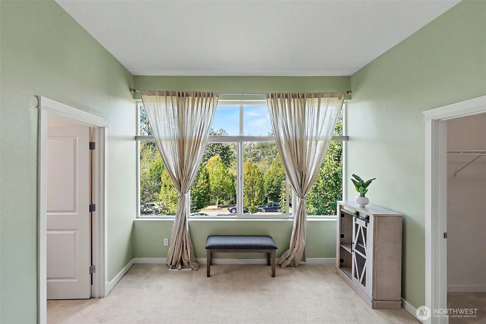 1748 24th Avenue NE, Issaquah, WA 98029