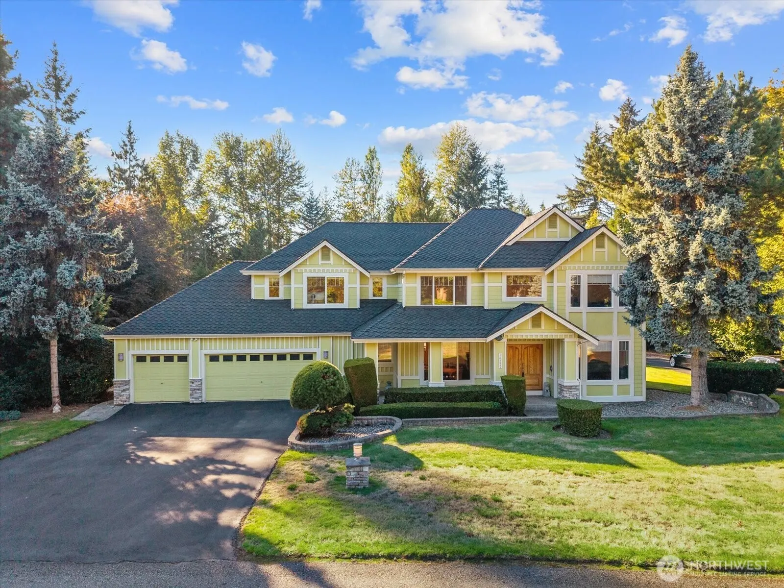 14239 229th Avenue NE, Woodinville, WA 98077-5871