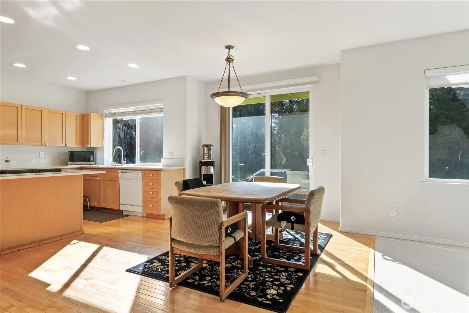 14239 229th Avenue NE, Woodinville, WA 98077-5871