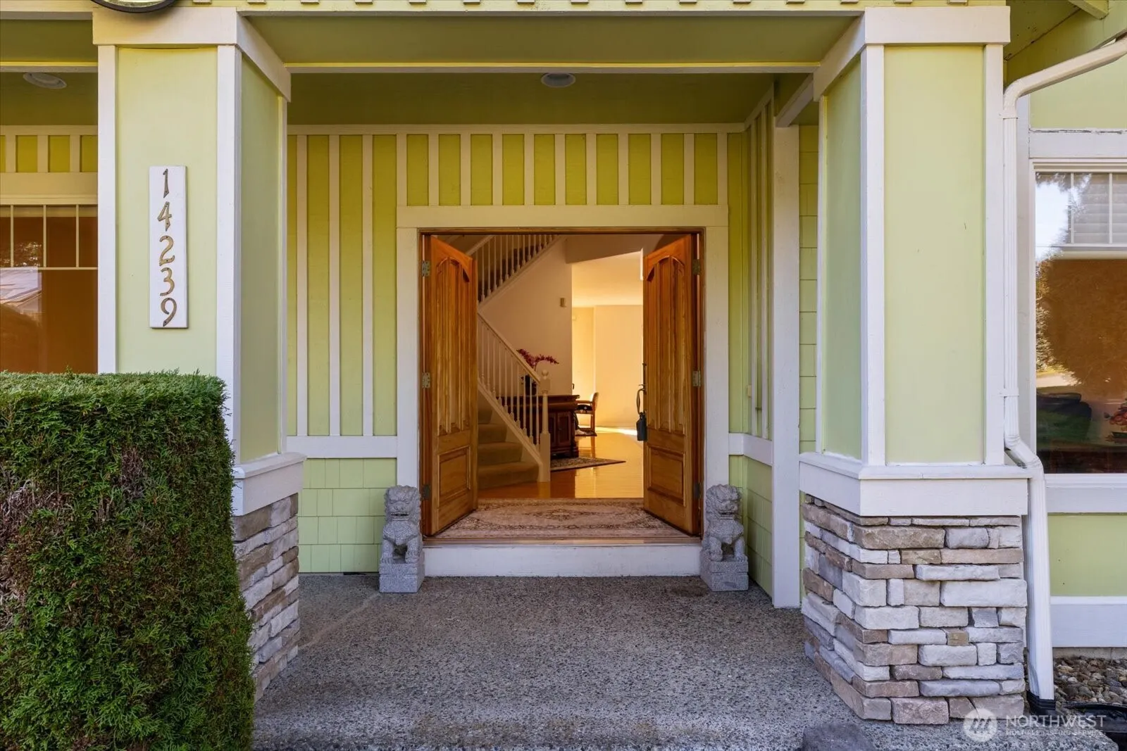 14239 229th Avenue NE, Woodinville, WA 98077-5871
