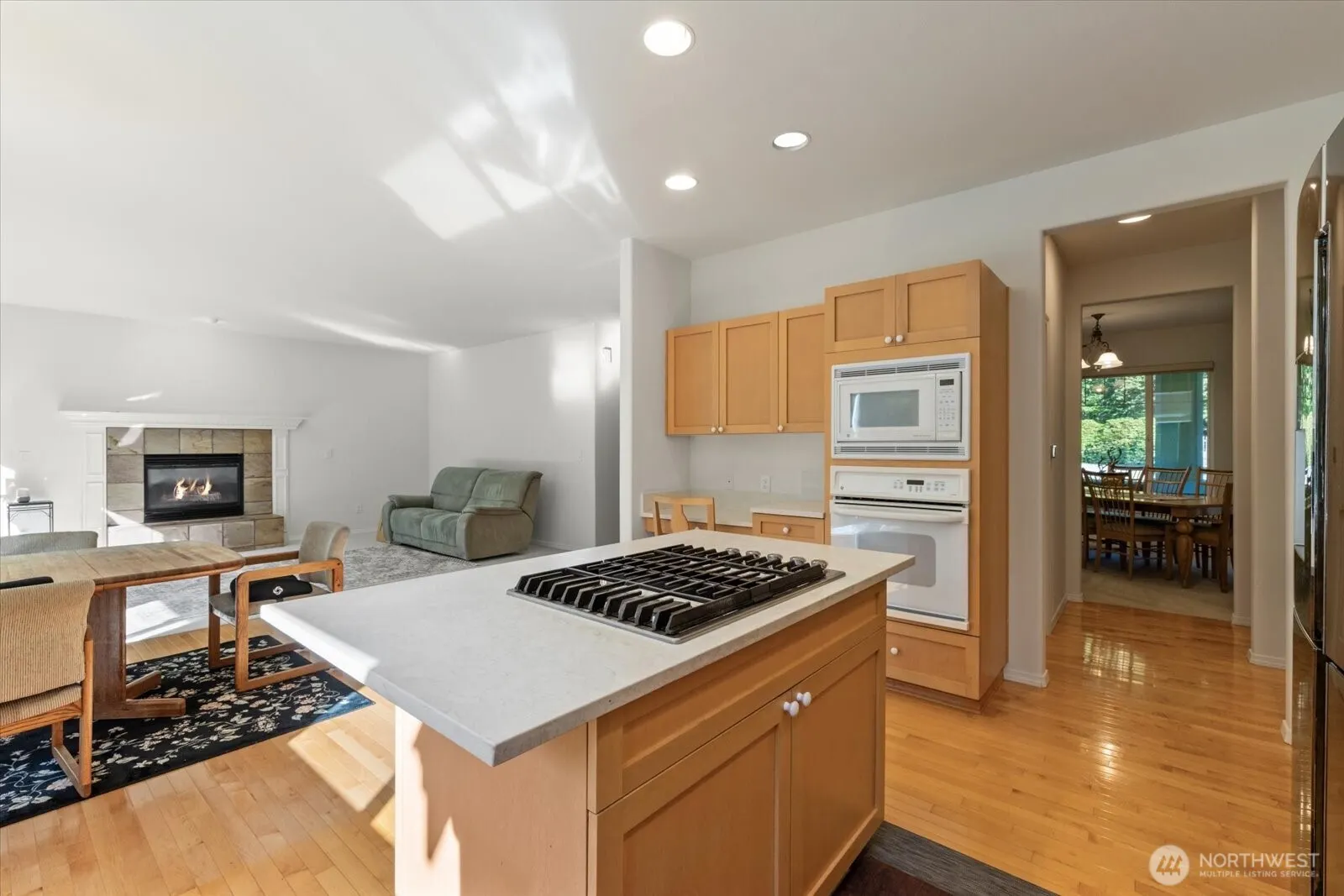 14239 229th Avenue NE, Woodinville, WA 98077-5871