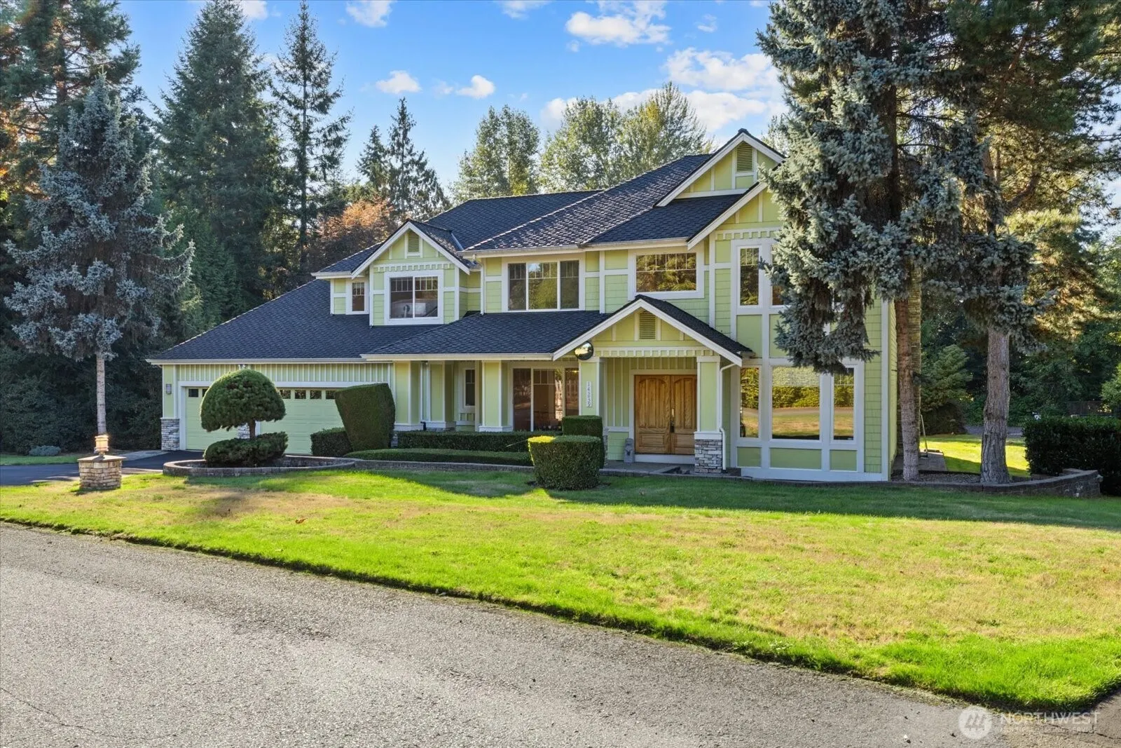 14239 229th Avenue NE, Woodinville, WA 98077-5871