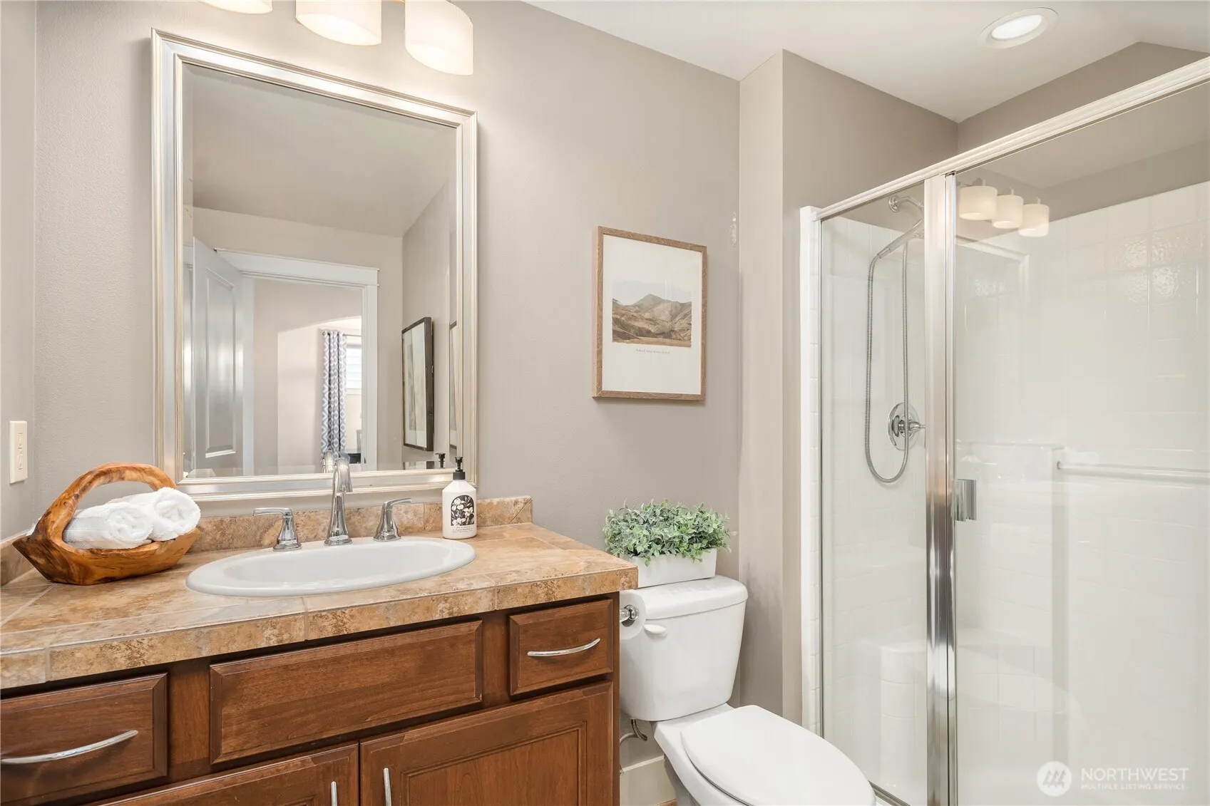 24816 SE 17th Place , Sammamish, WA 98075