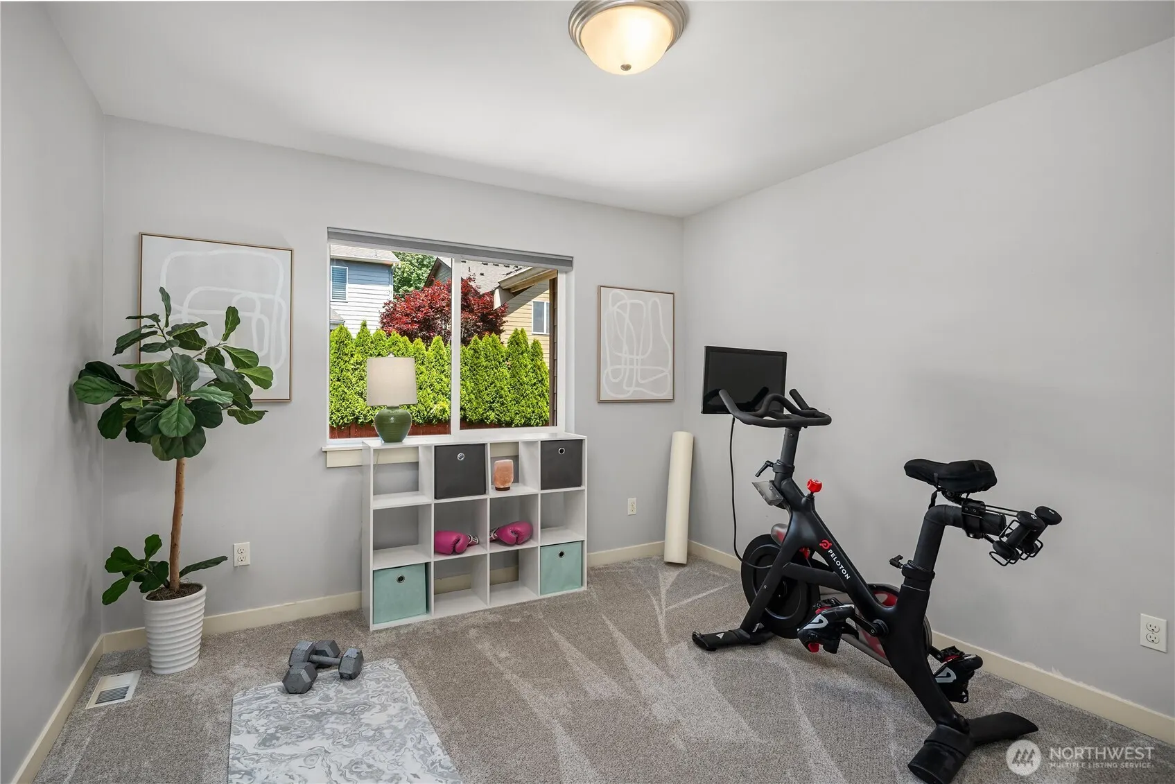 24816 SE 17th Place , Sammamish, WA 98075