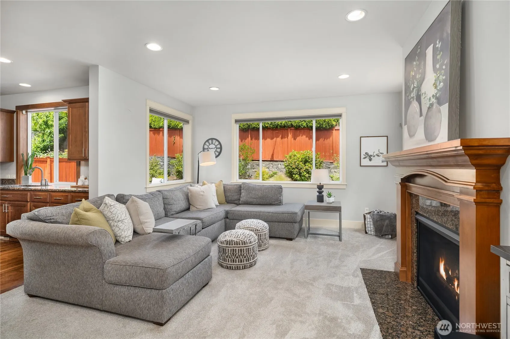 24816 SE 17th Place , Sammamish, WA 98075