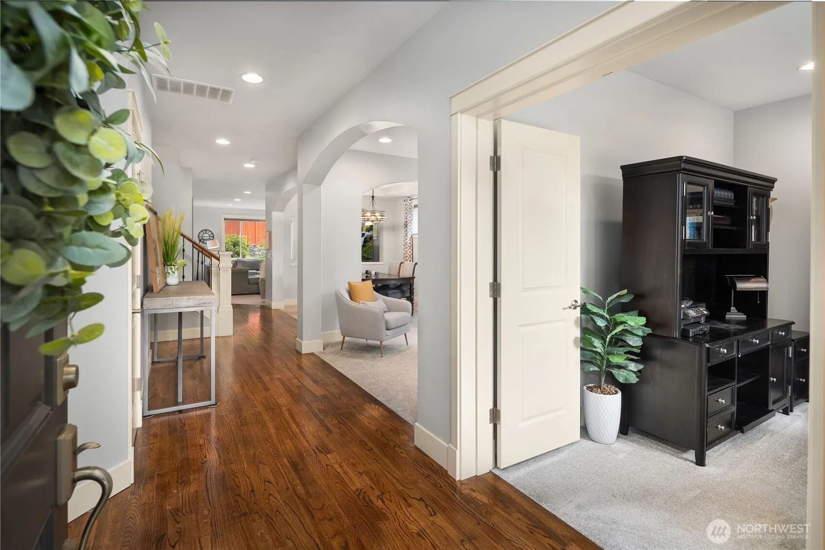 24816 SE 17th Place , Sammamish, WA 98075