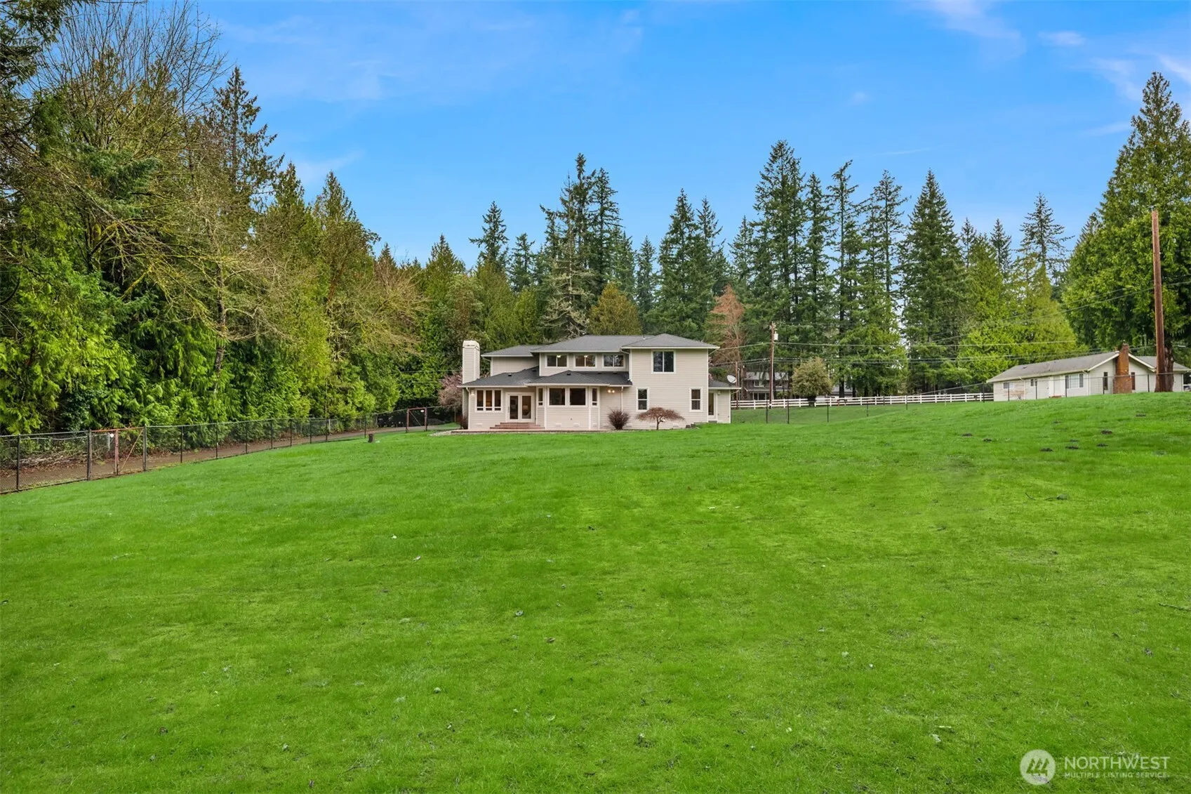 16005 NE 160th Street , Woodinville, WA 98072-2551