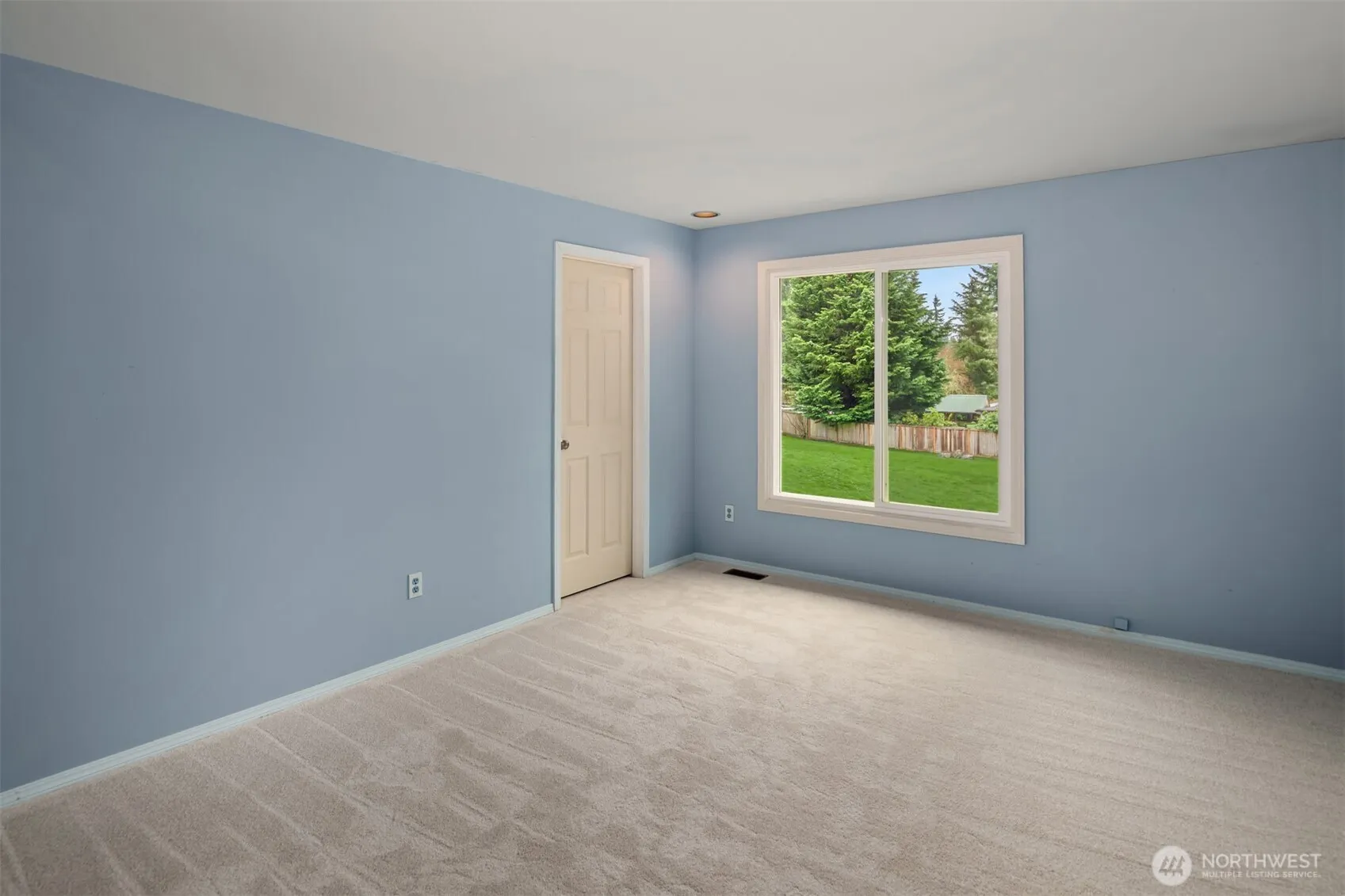 16005 NE 160th Street , Woodinville, WA 98072-2551