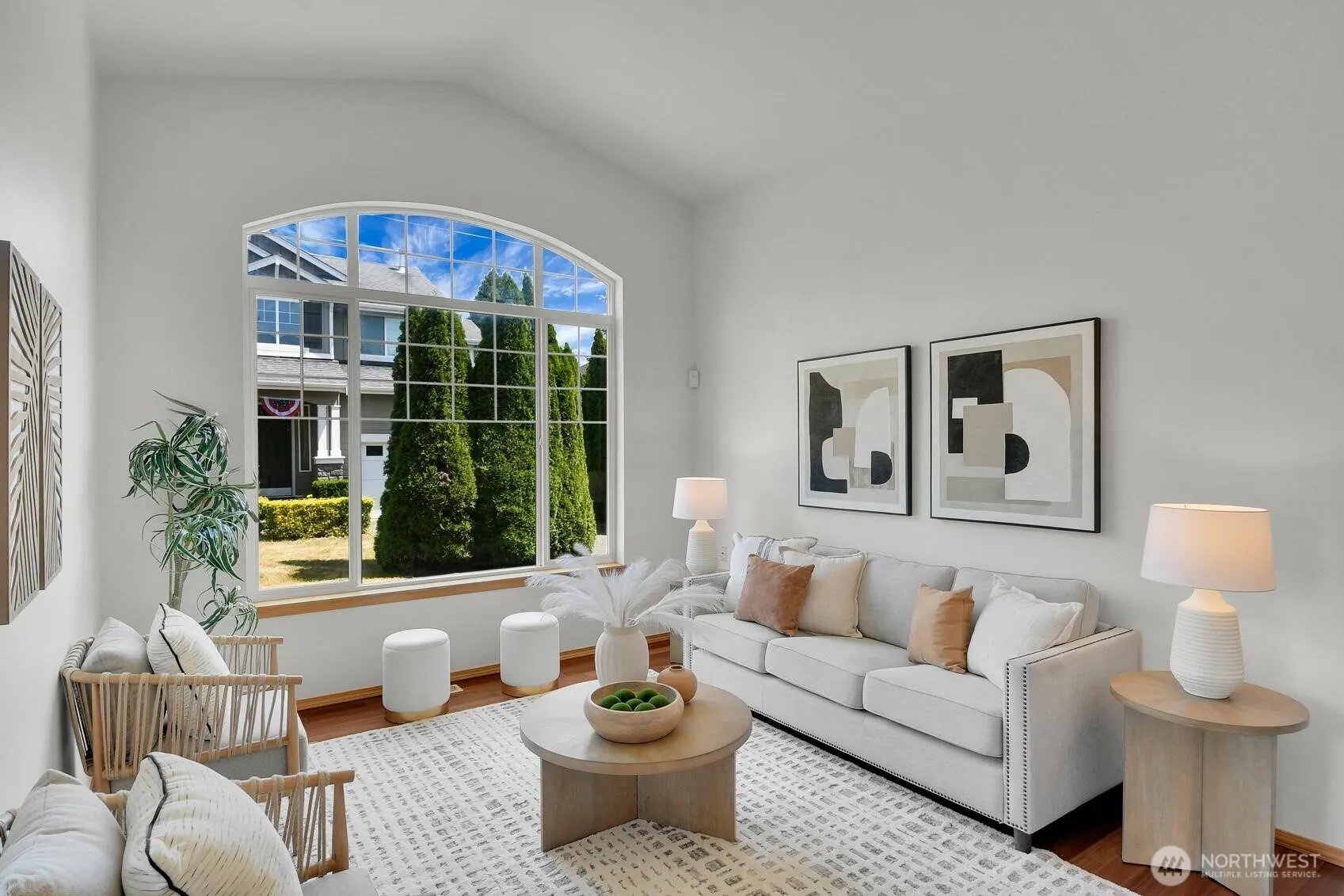 12940 NE 200th Place , Woodinville, WA 98072