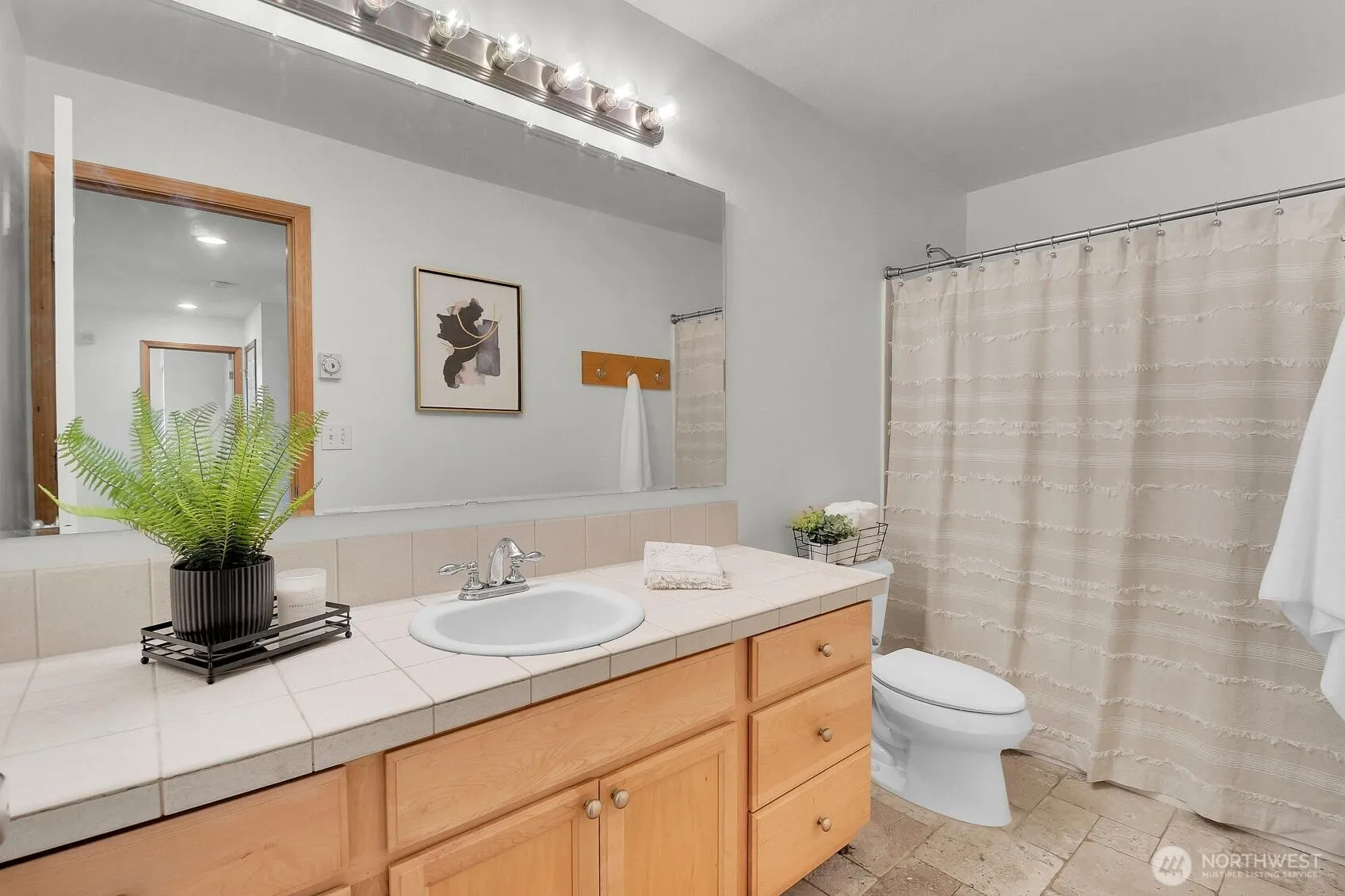 12940 NE 200th Place , Woodinville, WA 98072