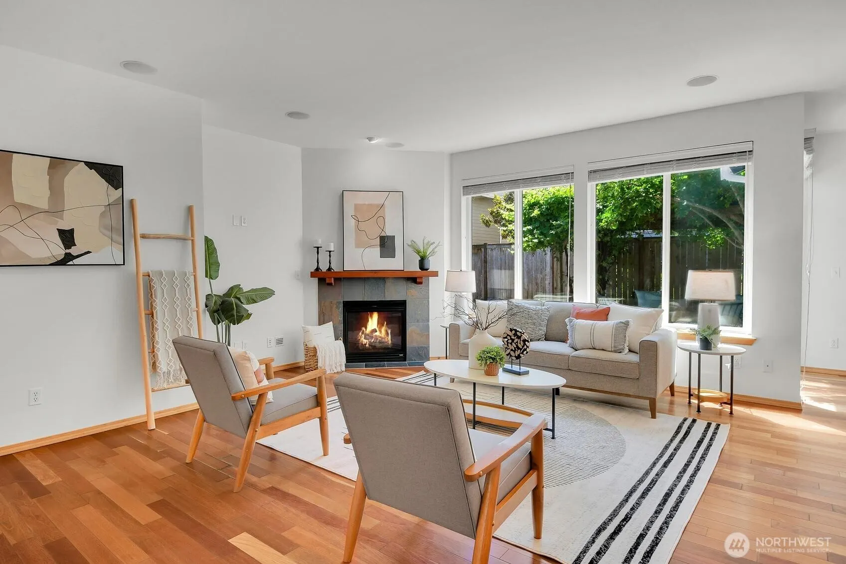 12940 NE 200th Place , Woodinville, WA 98072