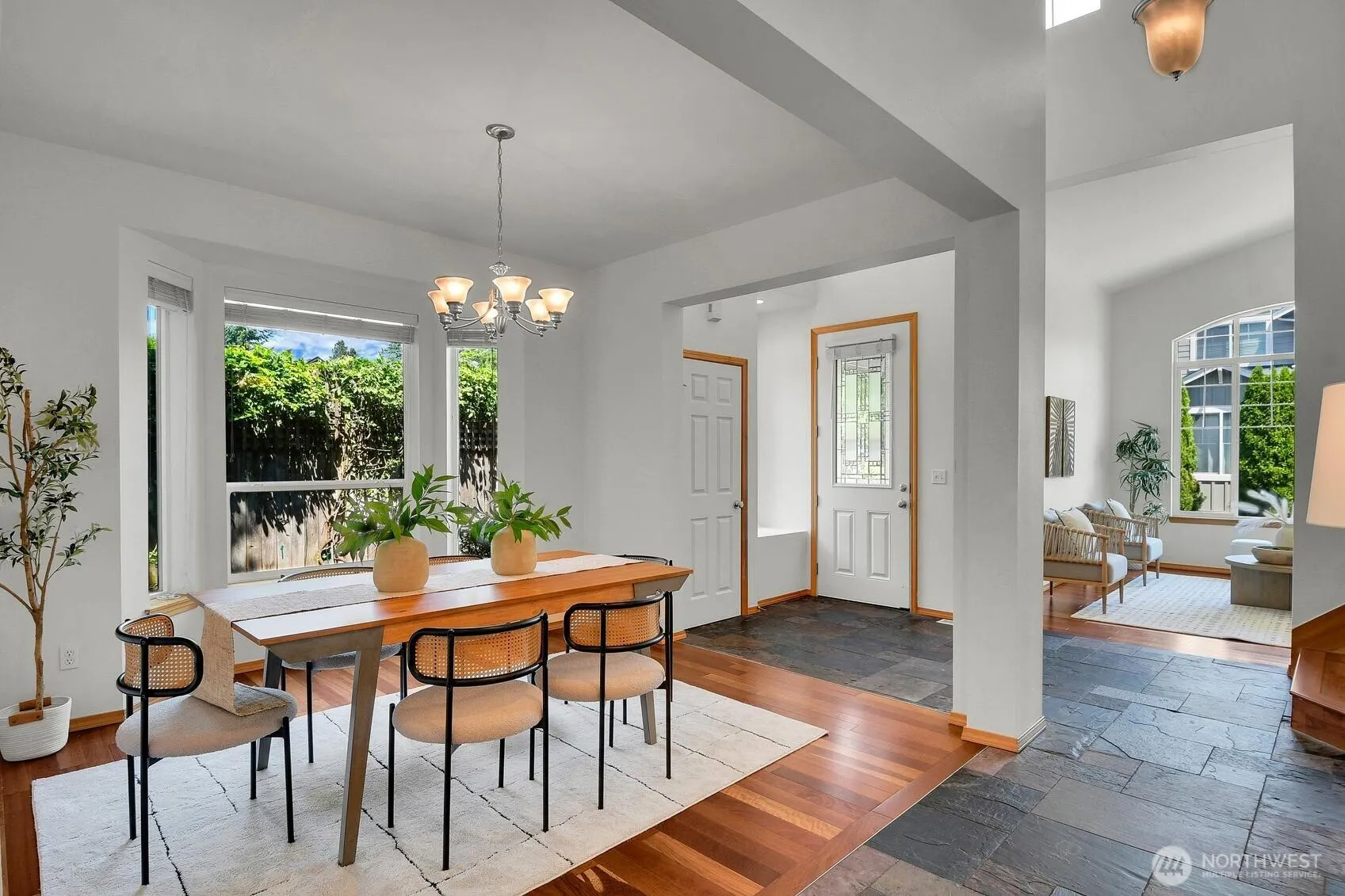 12940 NE 200th Place , Woodinville, WA 98072