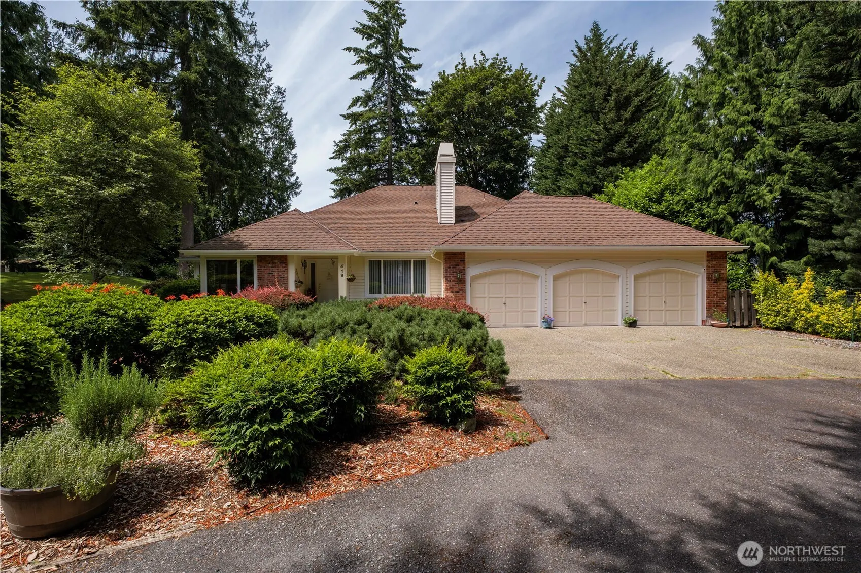 419 212th Avenue NE, Sammamish, WA 98074