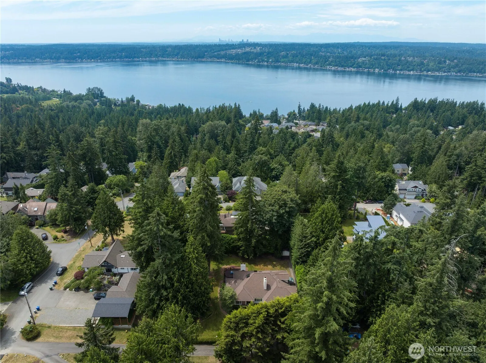 419 212th Avenue NE, Sammamish, WA 98074