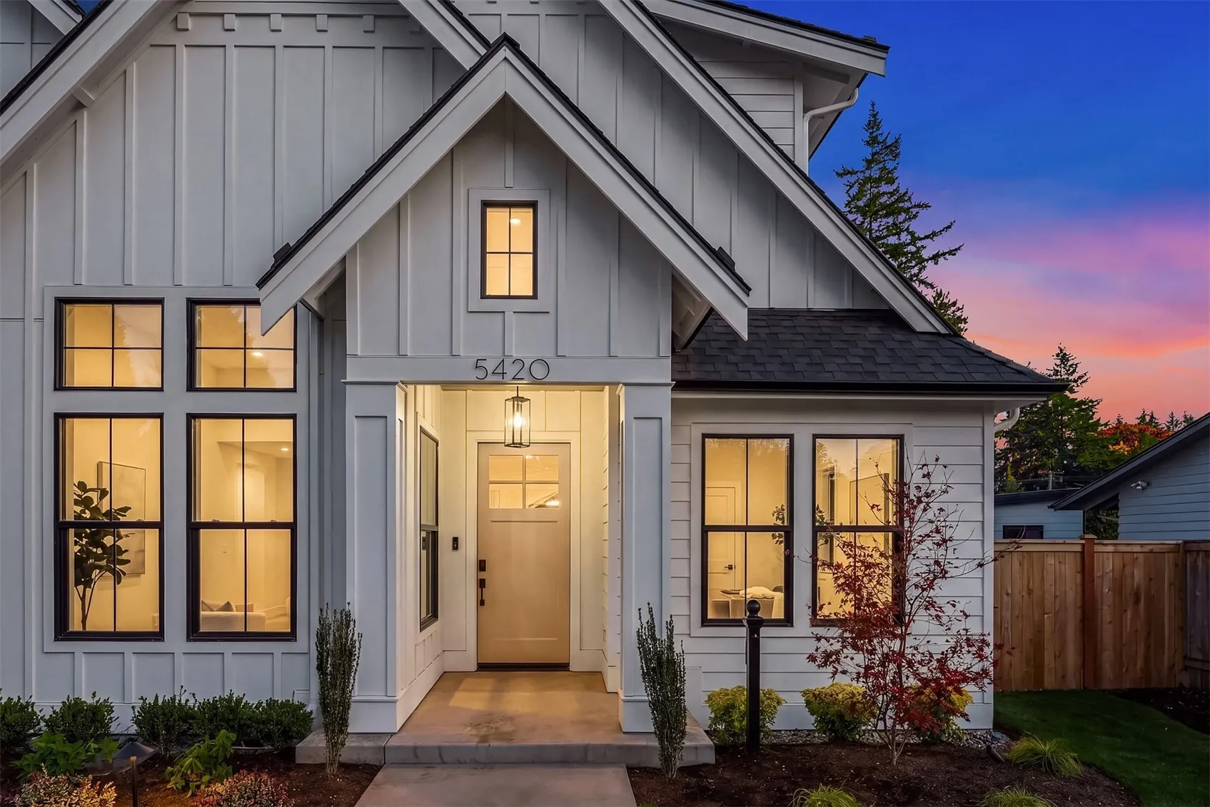 5420 117th Avenue SE, Bellevue, WA 98006