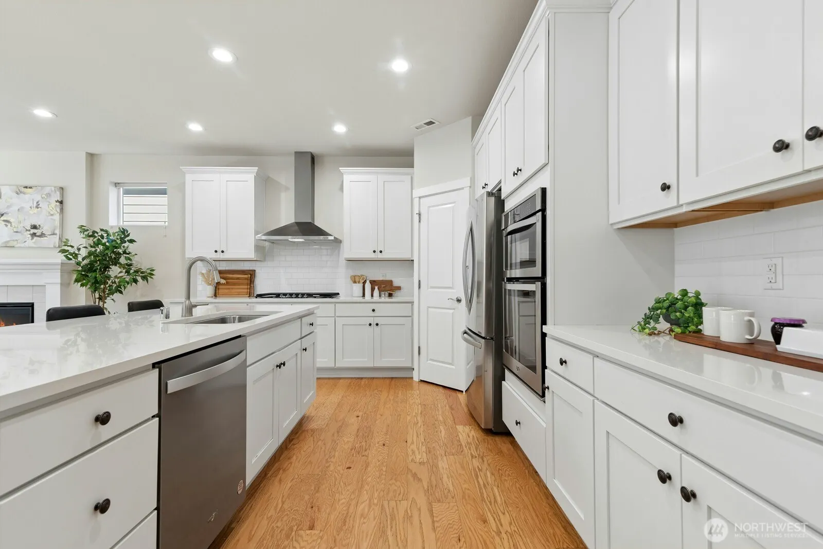 23225 SE 50th Street , Issaquah, WA 98029-6284