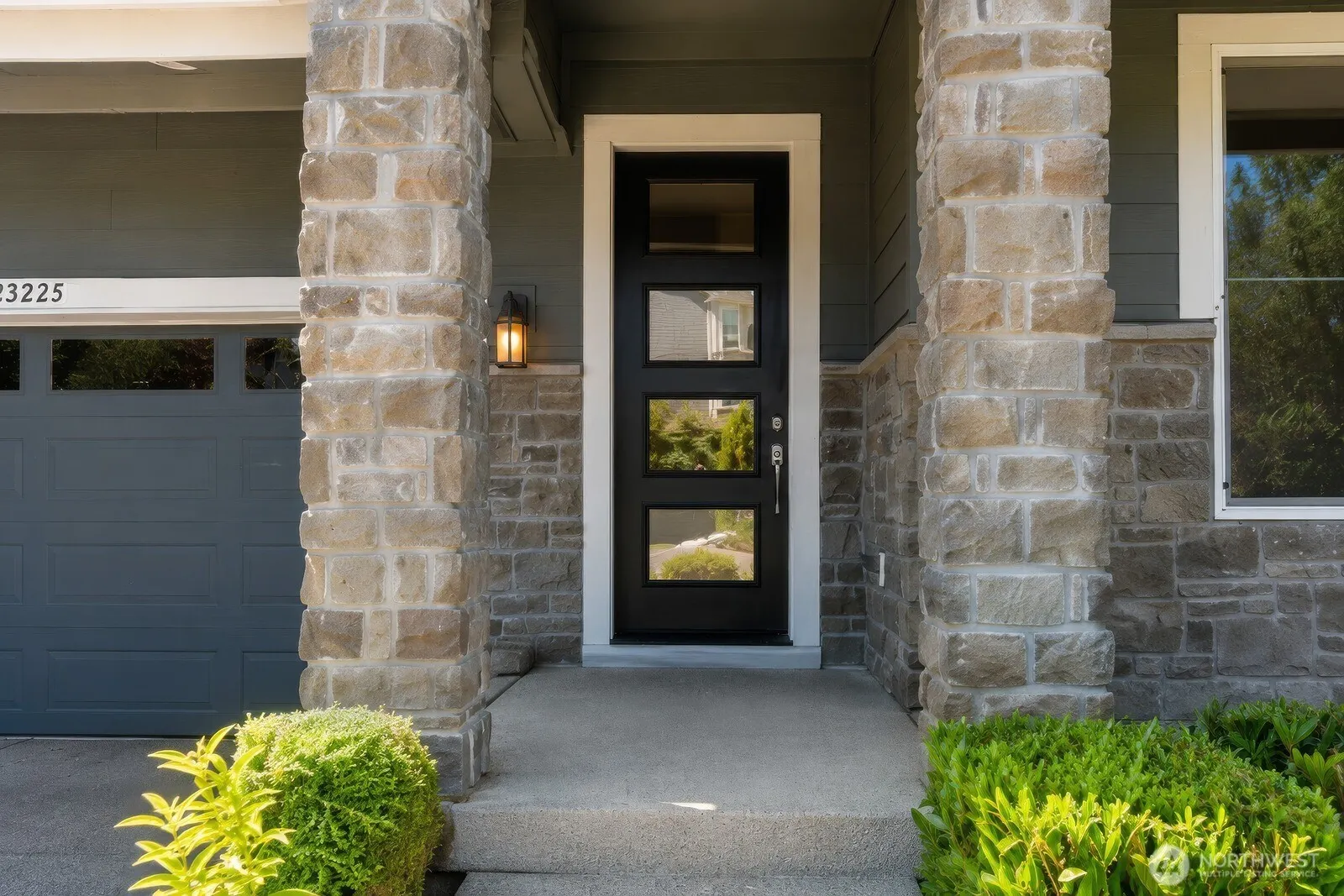 23225 SE 50th Street , Issaquah, WA 98029-6284