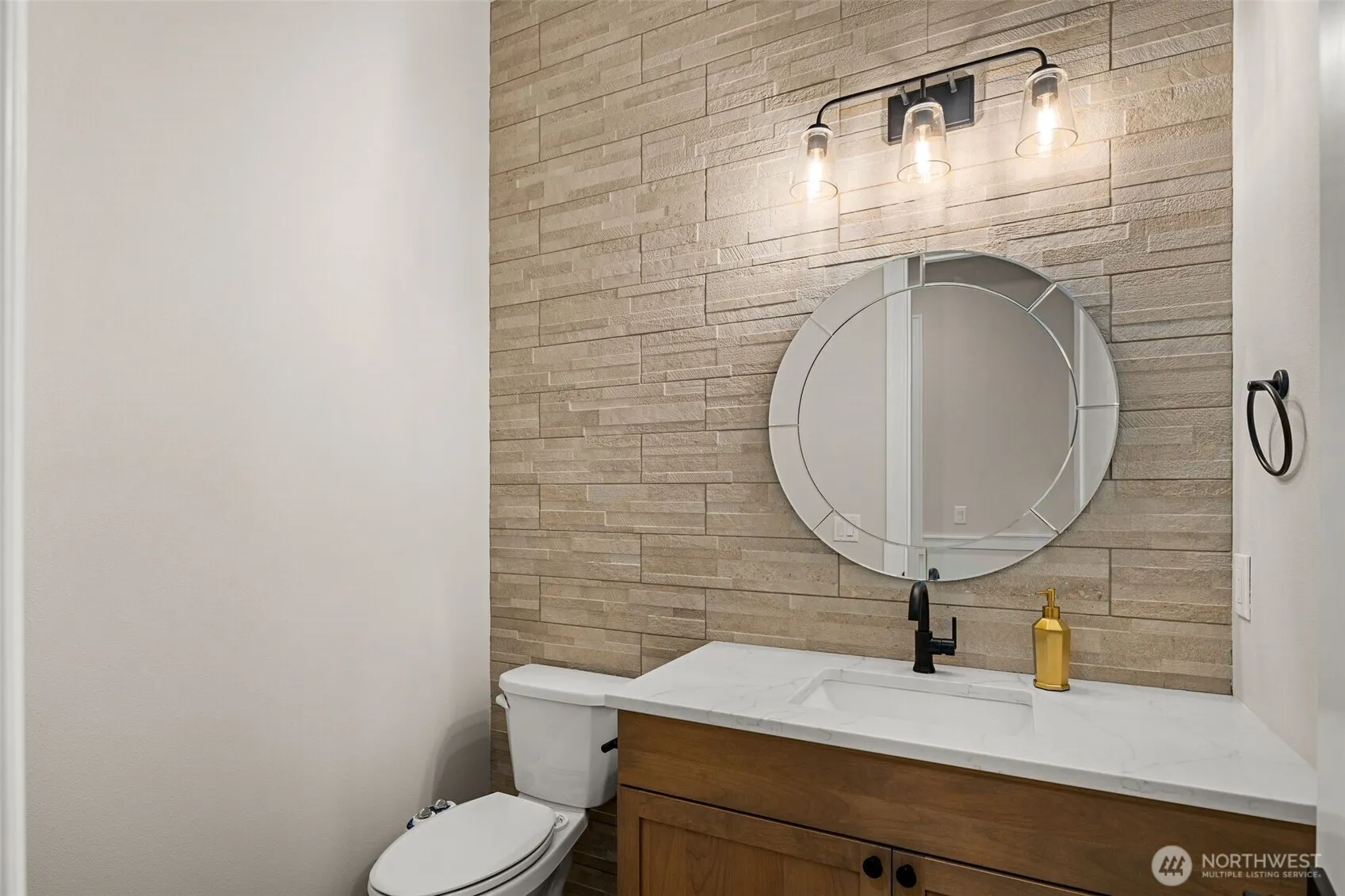 24480 NE 19th Place , Sammamish, WA 98074
