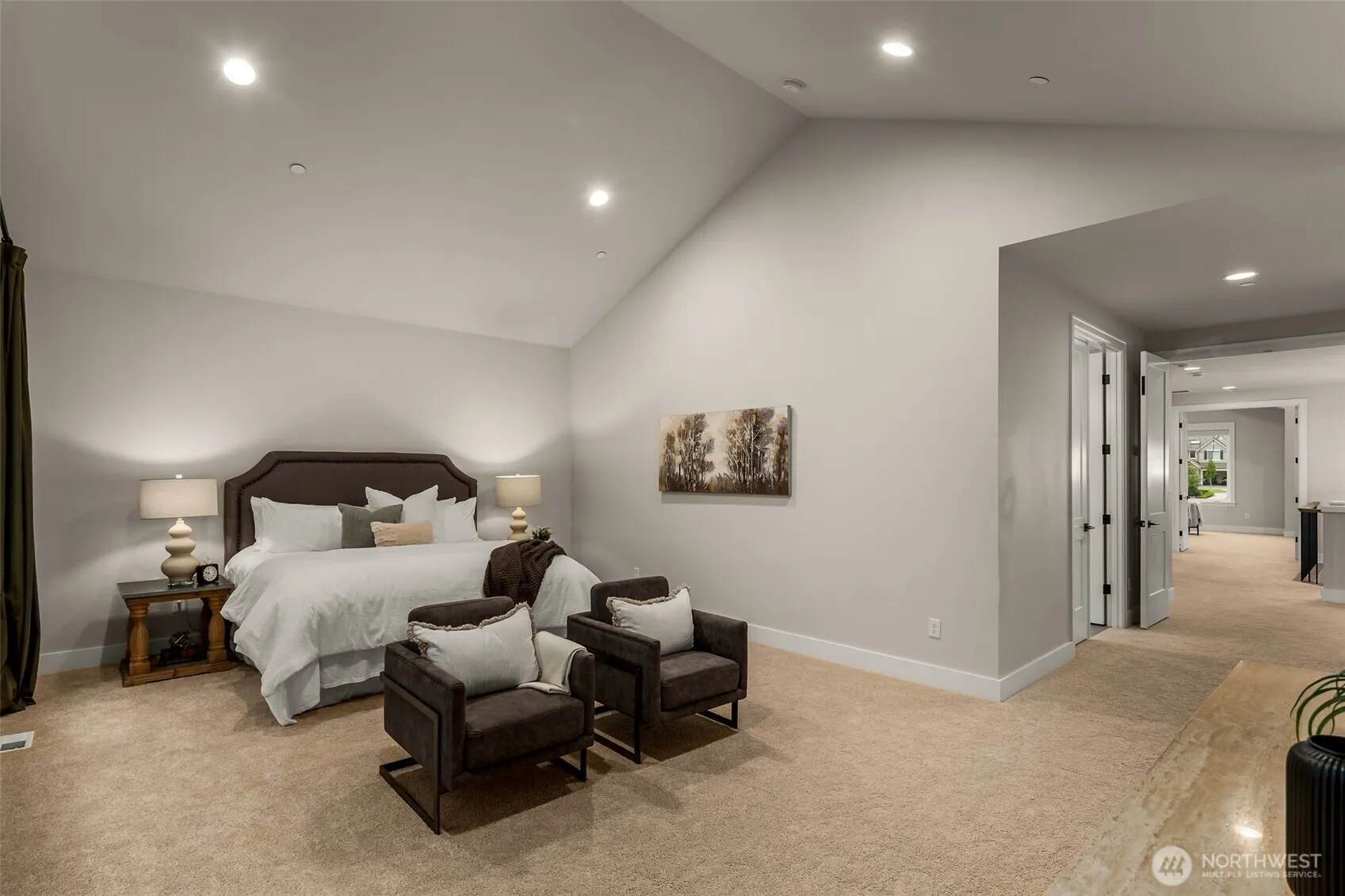 24480 NE 19th Place , Sammamish, WA 98074