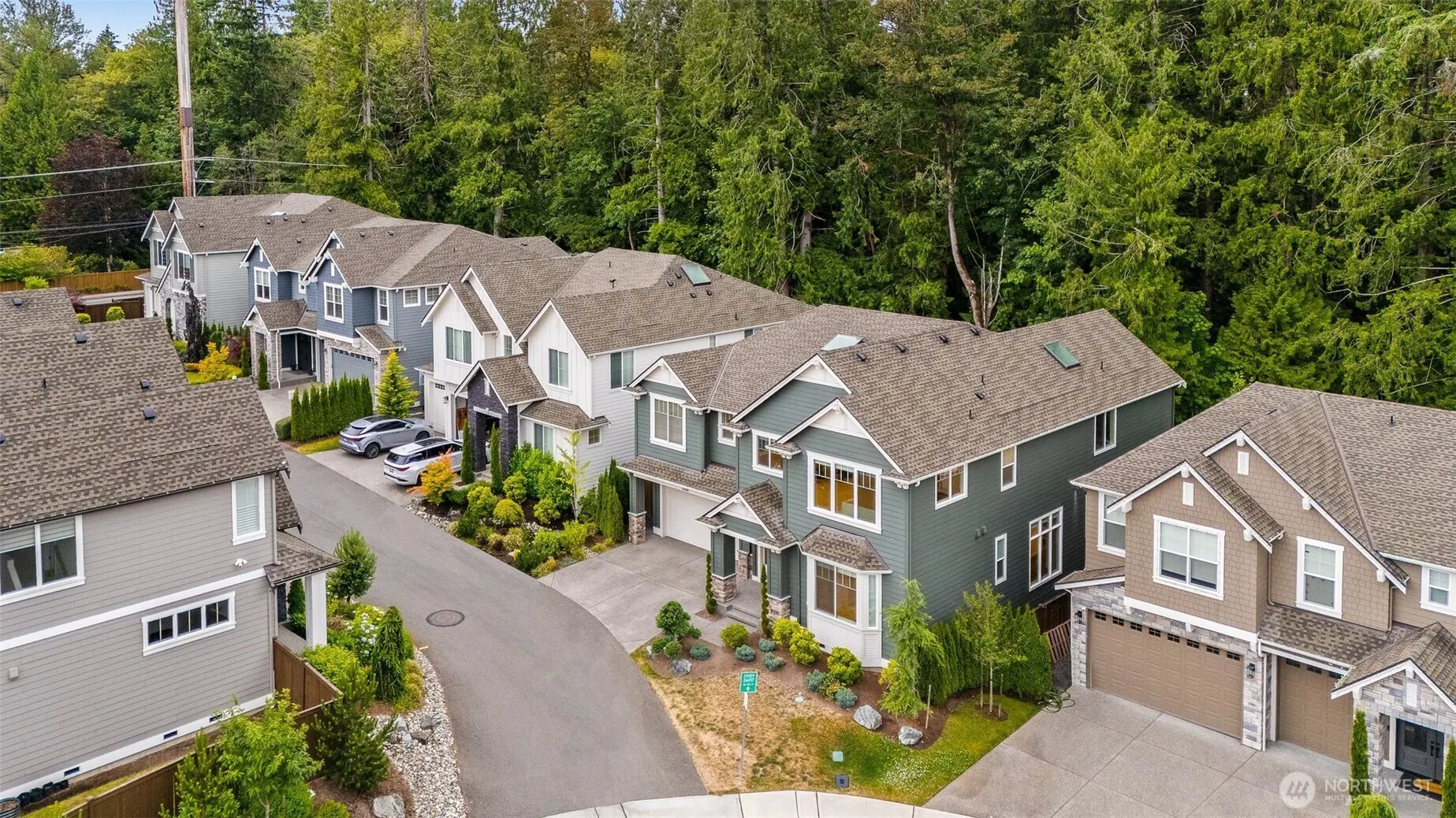 24480 NE 19th Place , Sammamish, WA 98074