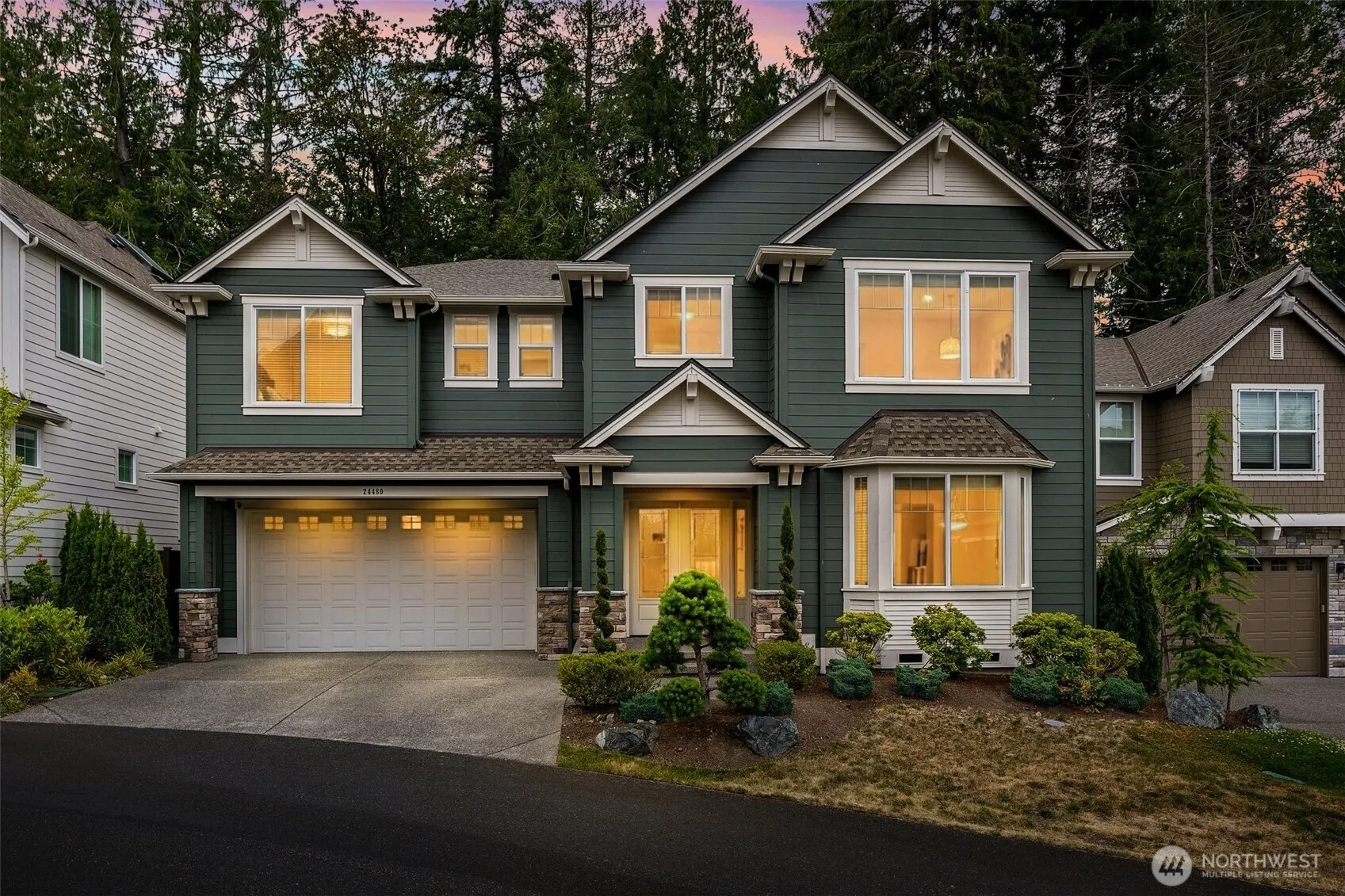 24480 NE 19th Place , Sammamish, WA 98074
