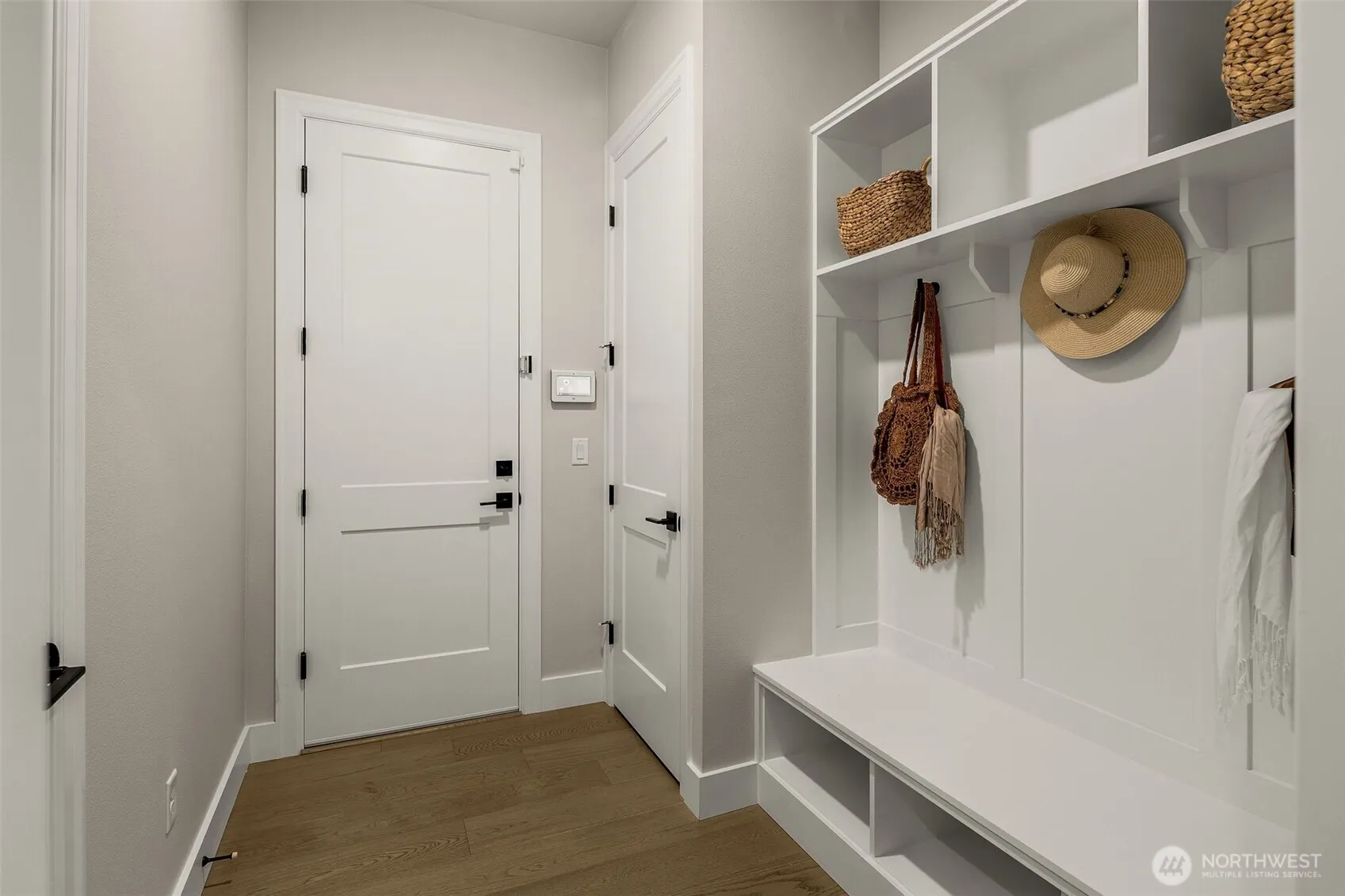 24480 NE 19th Place , Sammamish, WA 98074