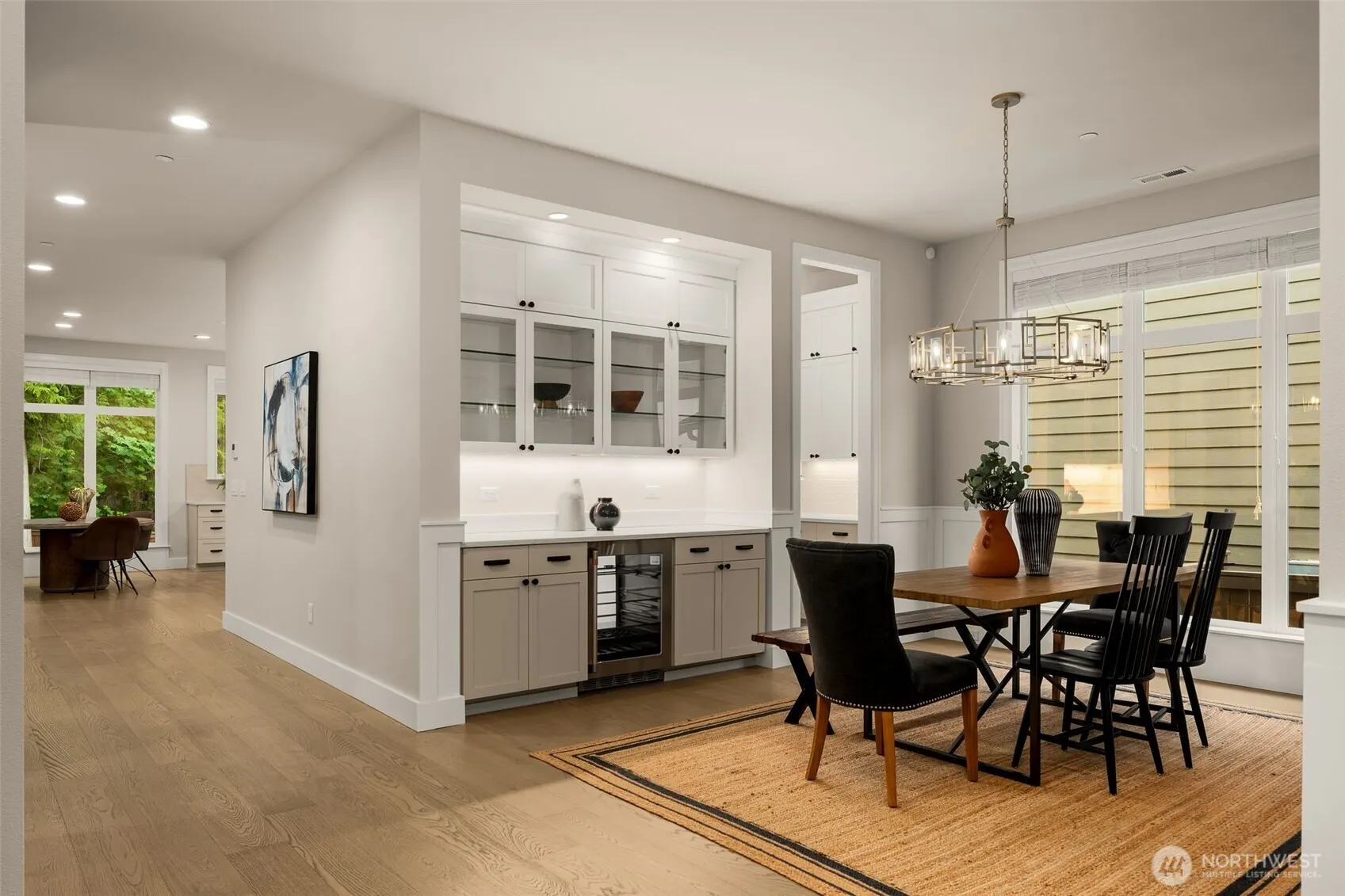 24480 NE 19th Place , Sammamish, WA 98074