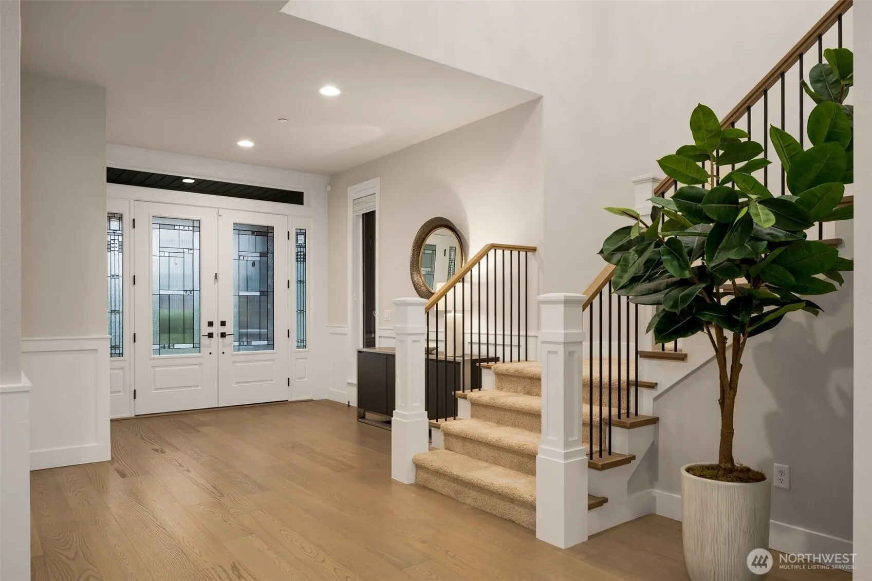 24480 NE 19th Place , Sammamish, WA 98074