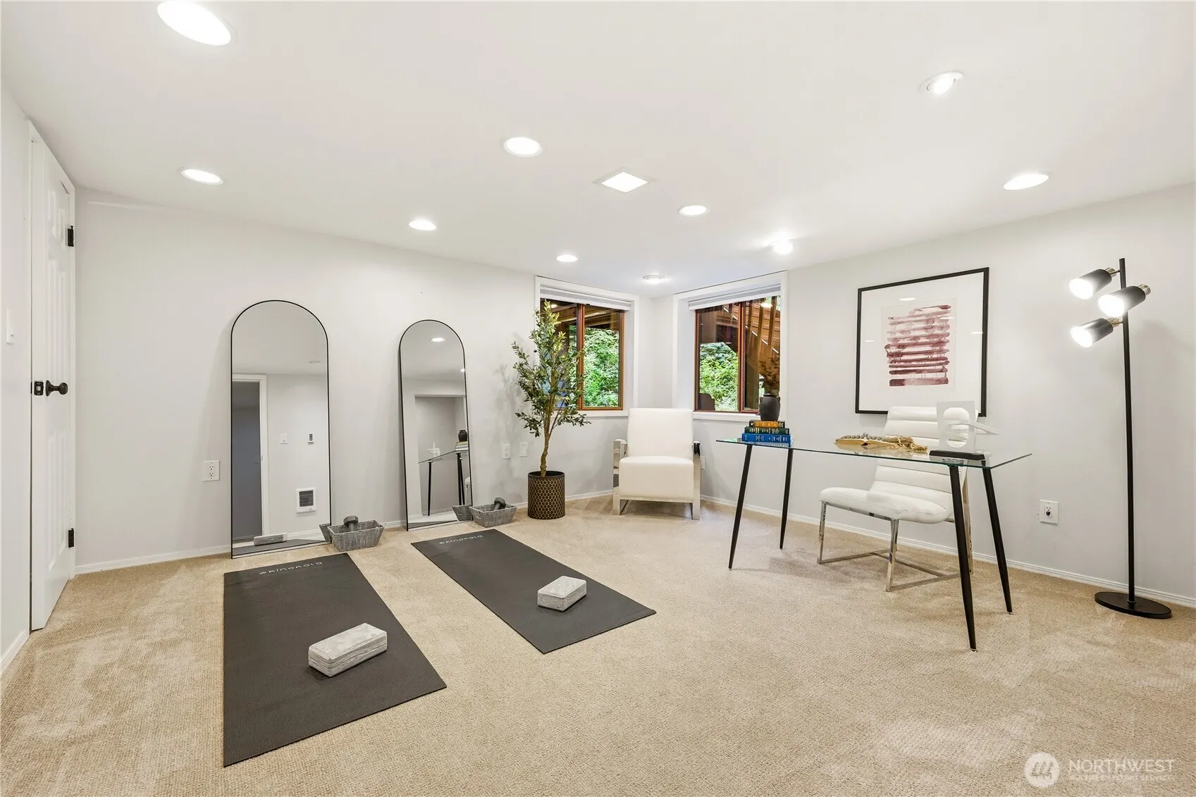 5931 290th Avenue SE, Issaquah, WA 98027