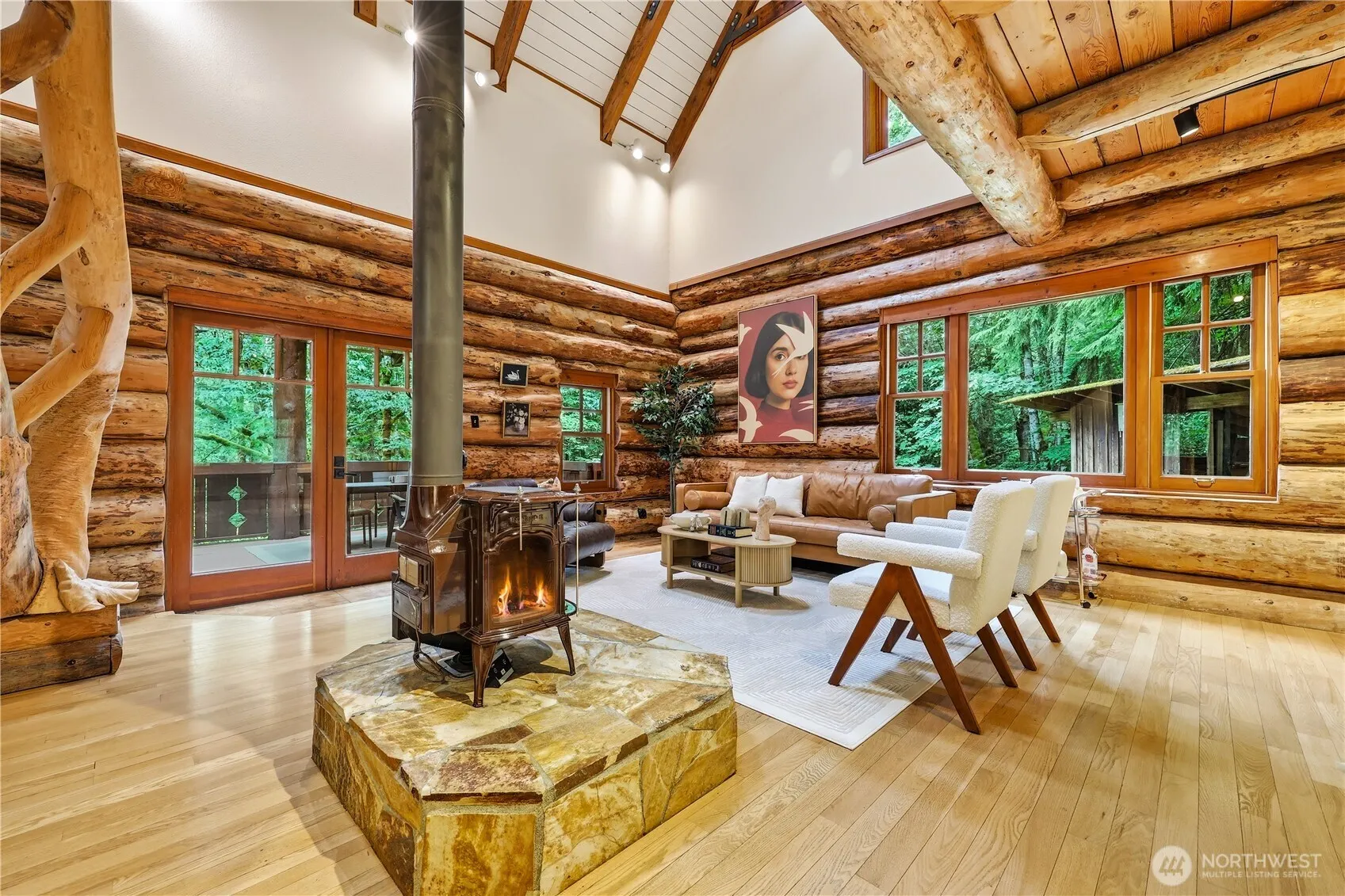 5931 290th Avenue SE, Issaquah, WA 98027