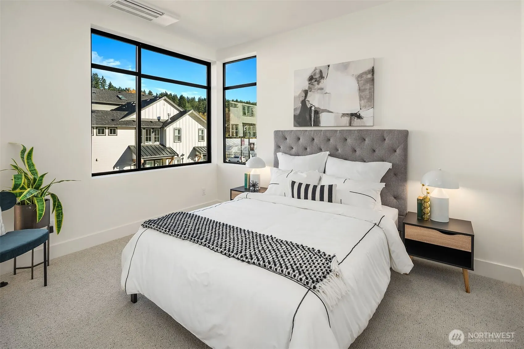 14351 NE 148th Place #3B, Woodinville, WA 98072